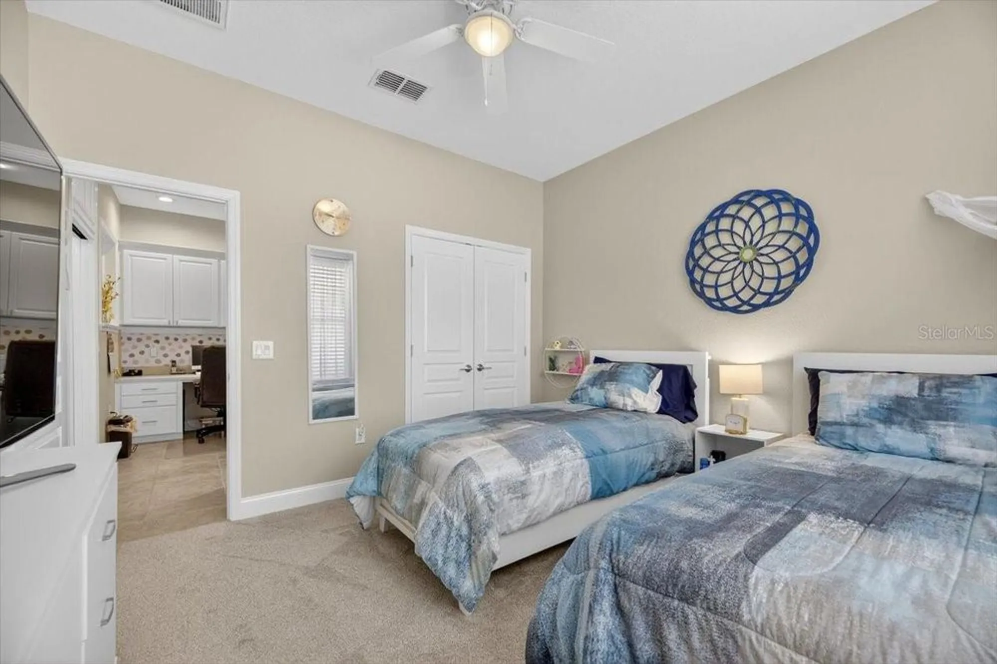 Property Slideshow image 19 of 59 | 8147 lake james dr, Lakeland, FL, 33810