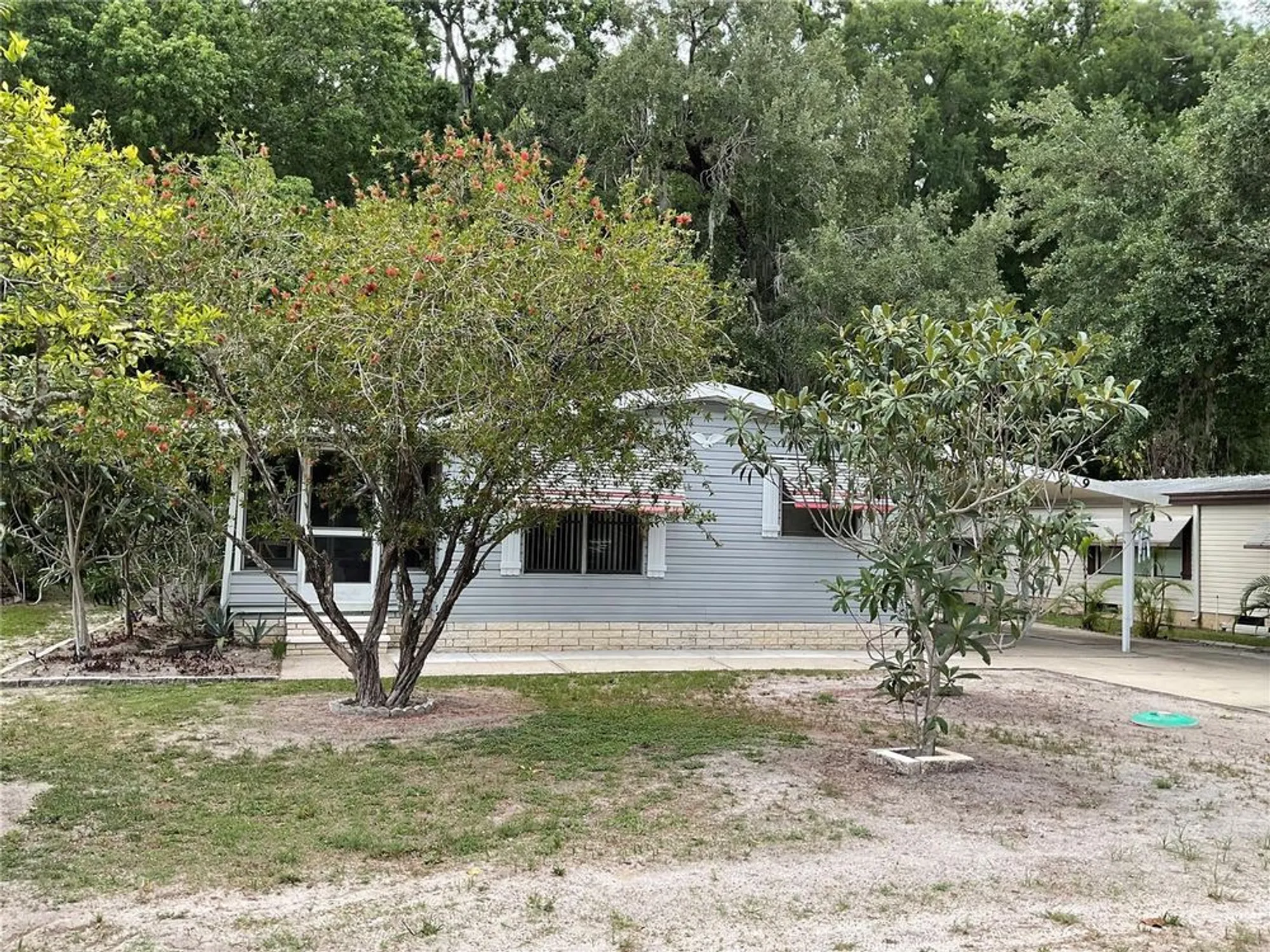 Property Slideshow image 1 of 27 | 309 s timber trl, Wildwood, FL, 34785