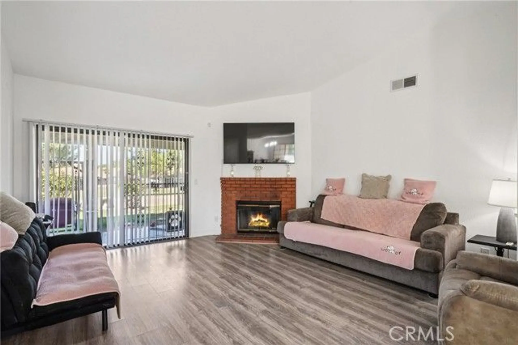 Property Slideshow image 4 of 18 | 2534 beech tree st, Hemet, CA, 92545