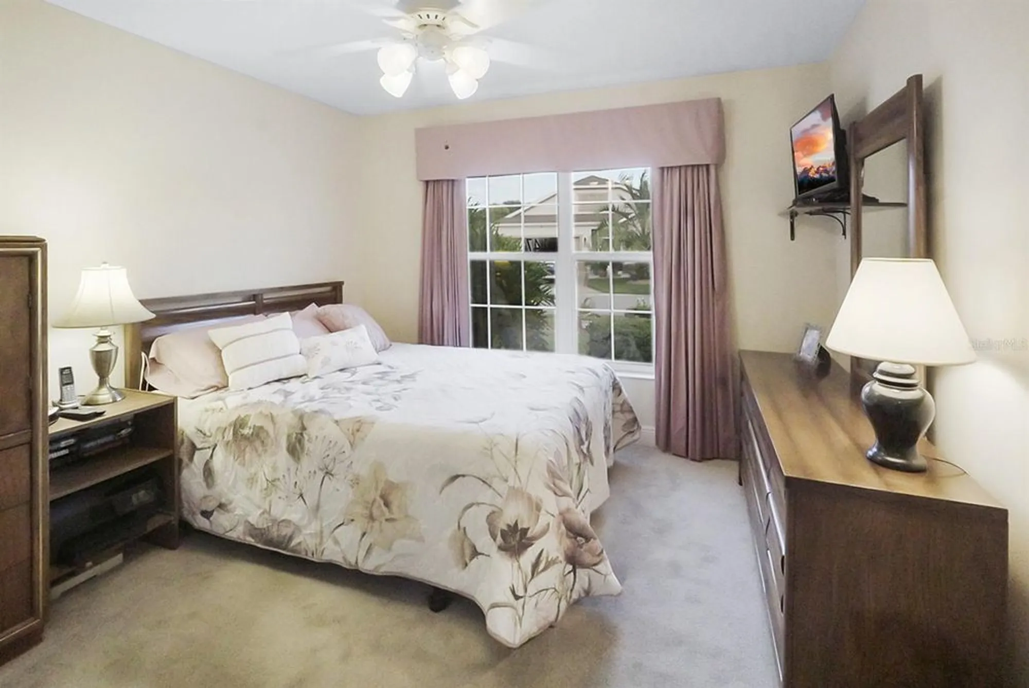 Property Slideshow image 12 of 41 | 1147 isle of palms path, The Villages, FL, 32162