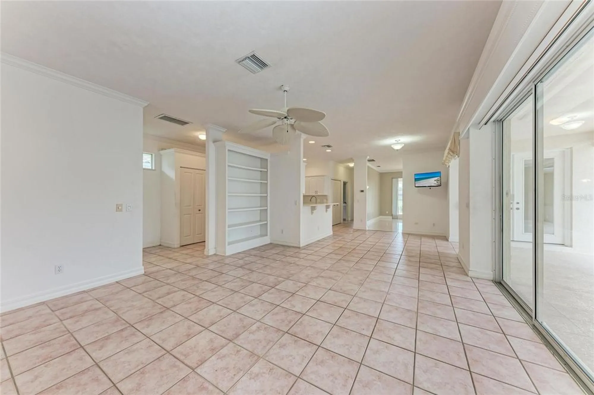 Property Slideshow image 16 of 53 | 585 khyber ln, Venice, FL, 34293