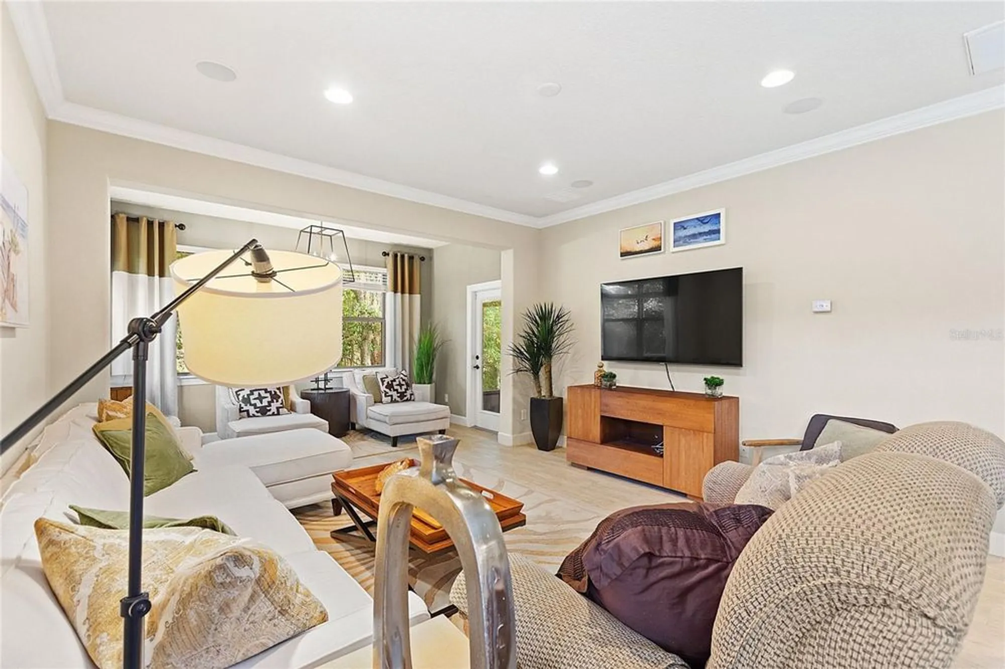 Property Slideshow image 26 of 86 | 513 san sebastian ct, Davenport, FL, 33837