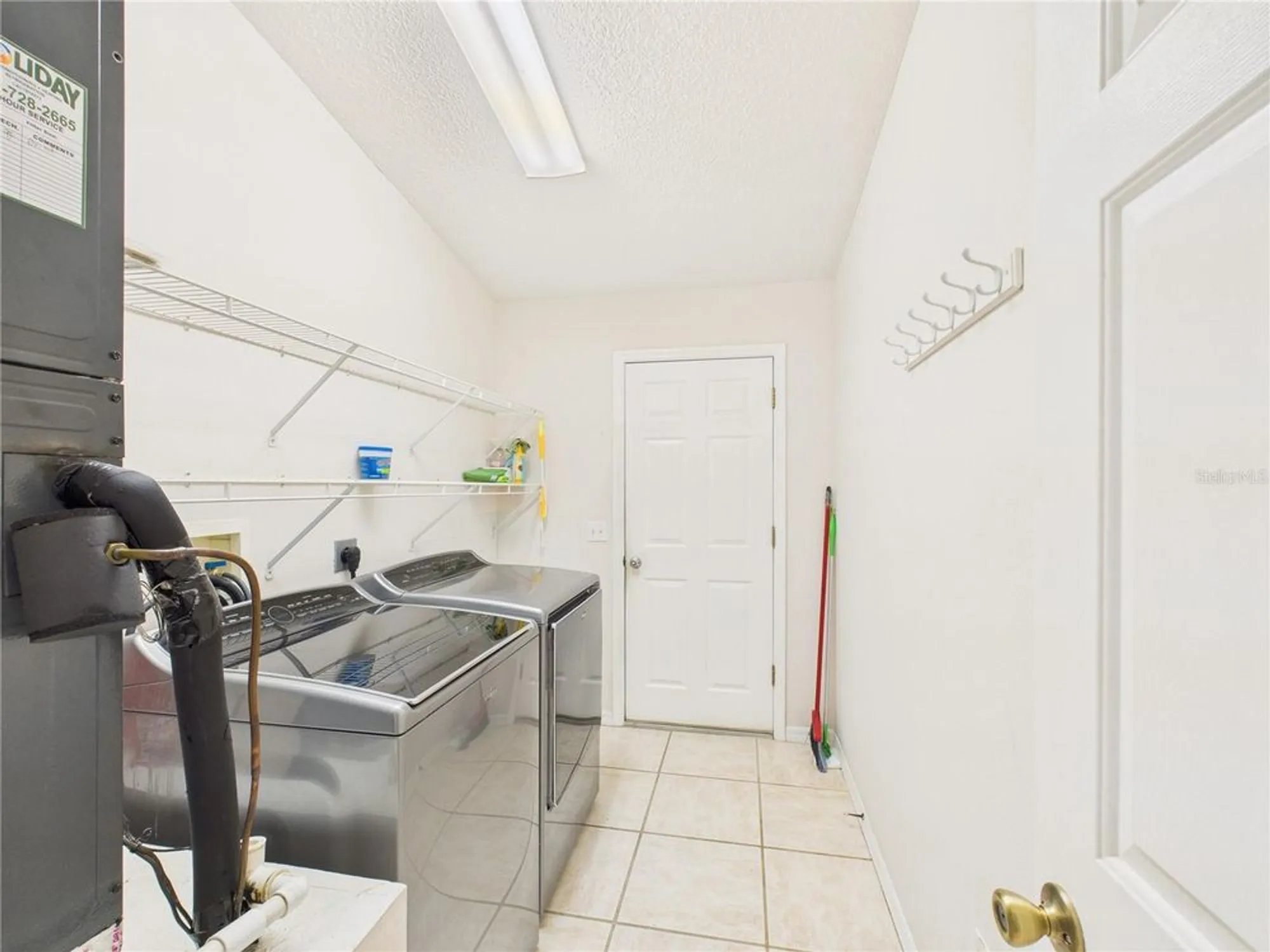 Property Slideshow image 8 of 19 | 2517 privada dr, The Villages, FL, 32162