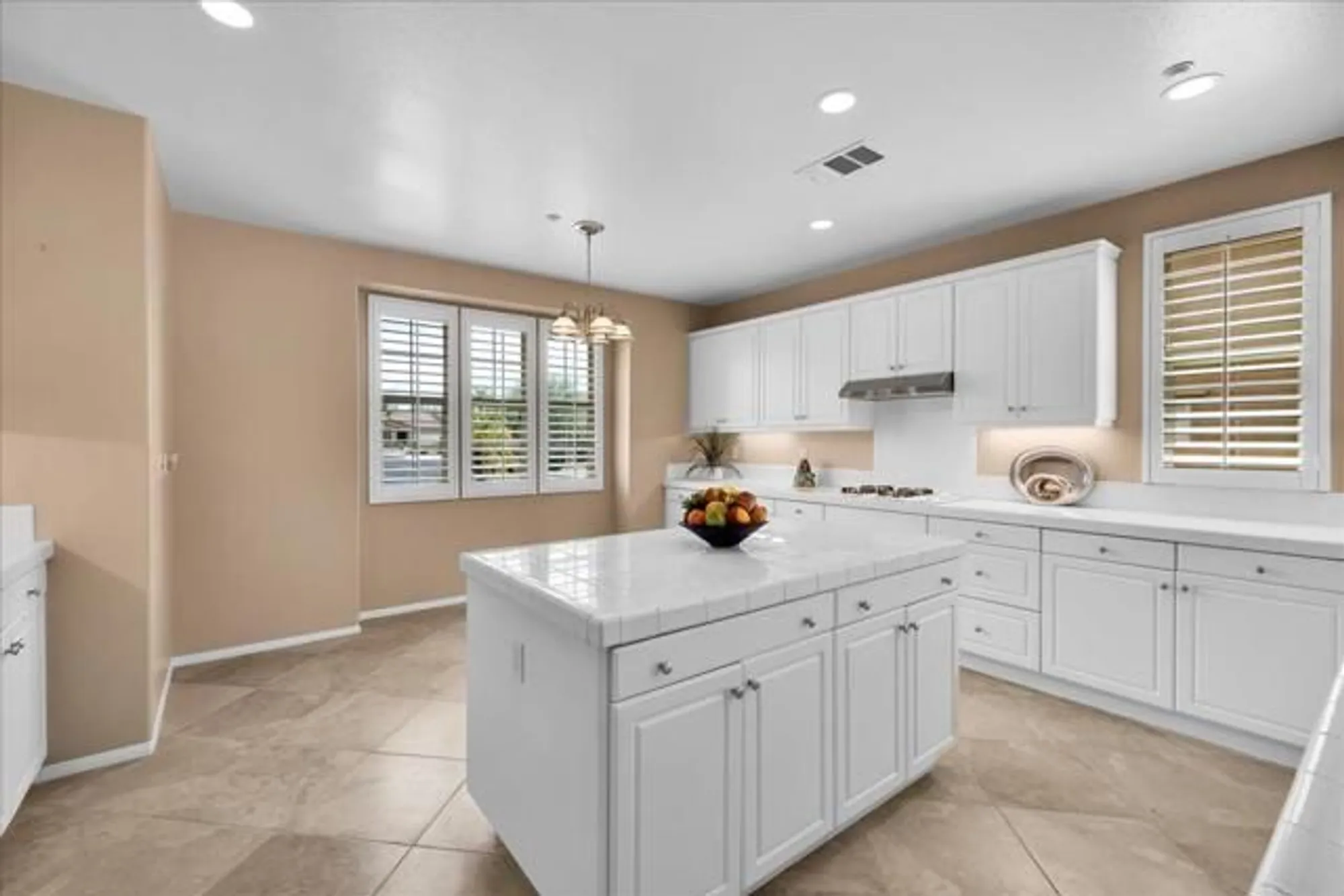 Property Slideshow image 16 of 61 | 3503 savanna way, Palm Springs, CA, 92262