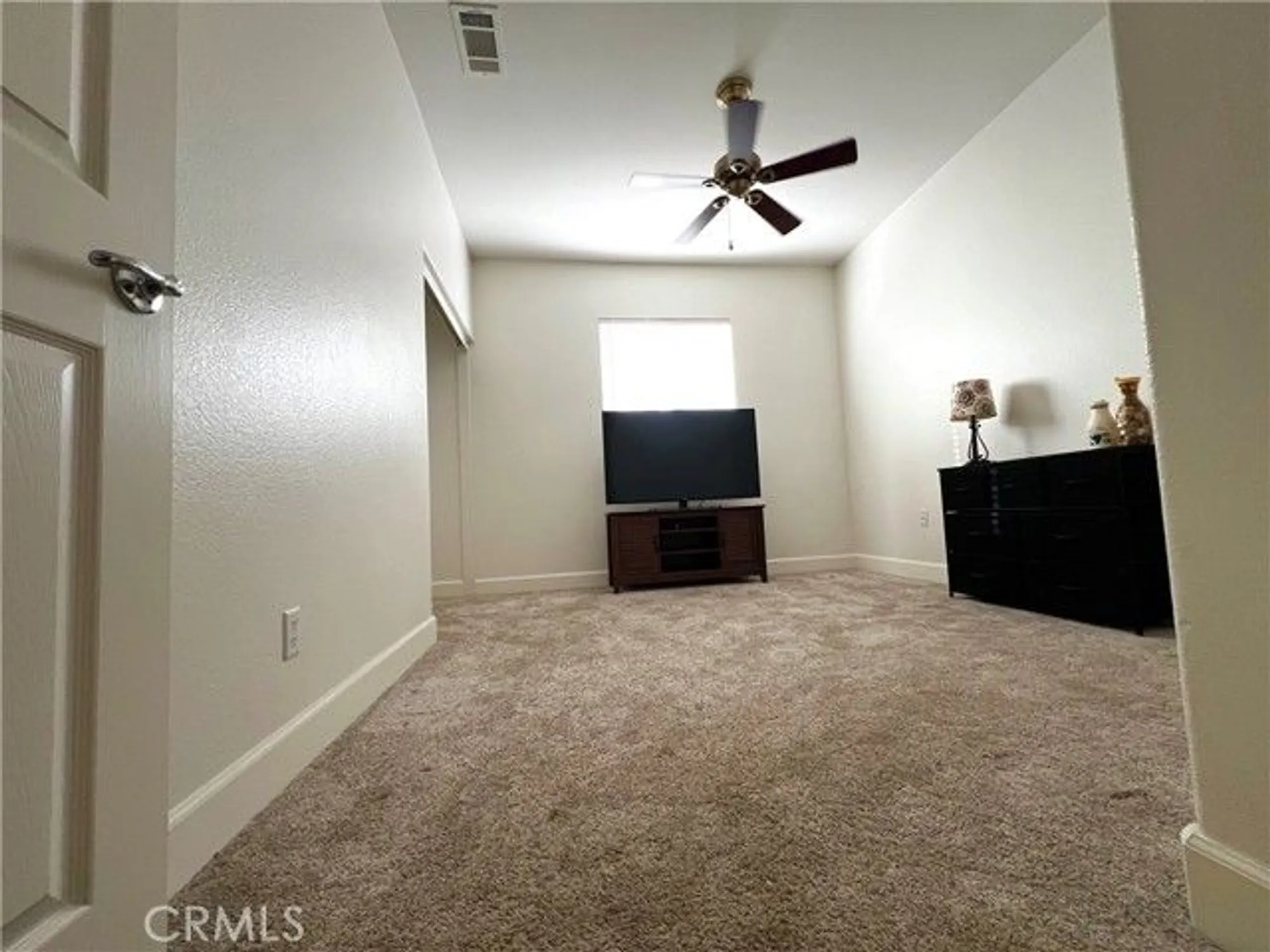 Property Slideshow image 18 of 41 | 28239 long meadow dr, Menifee, CA, 92584