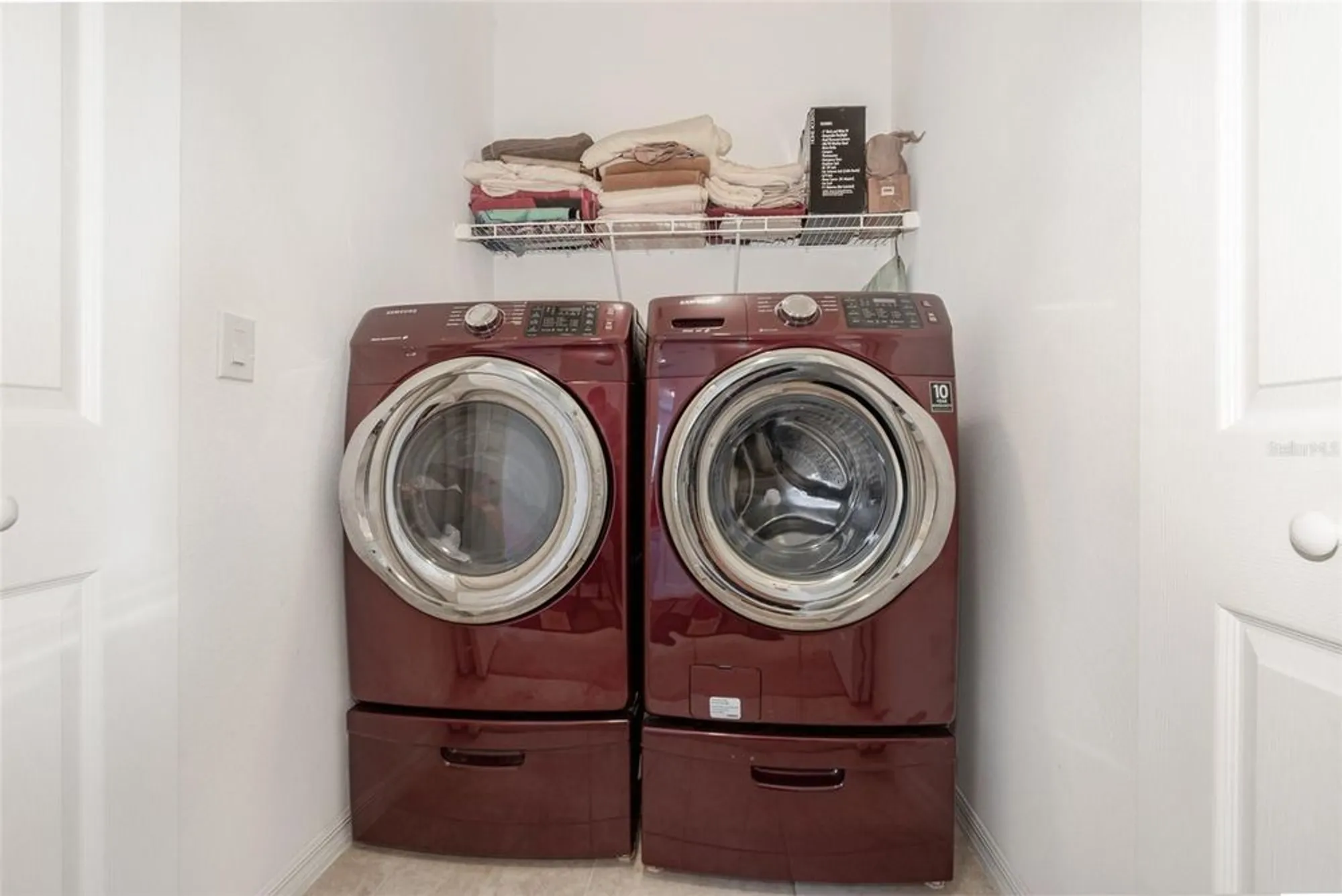 Property Slideshow image 18 of 29 | 27227 white plains way, Leesburg, FL, 34748