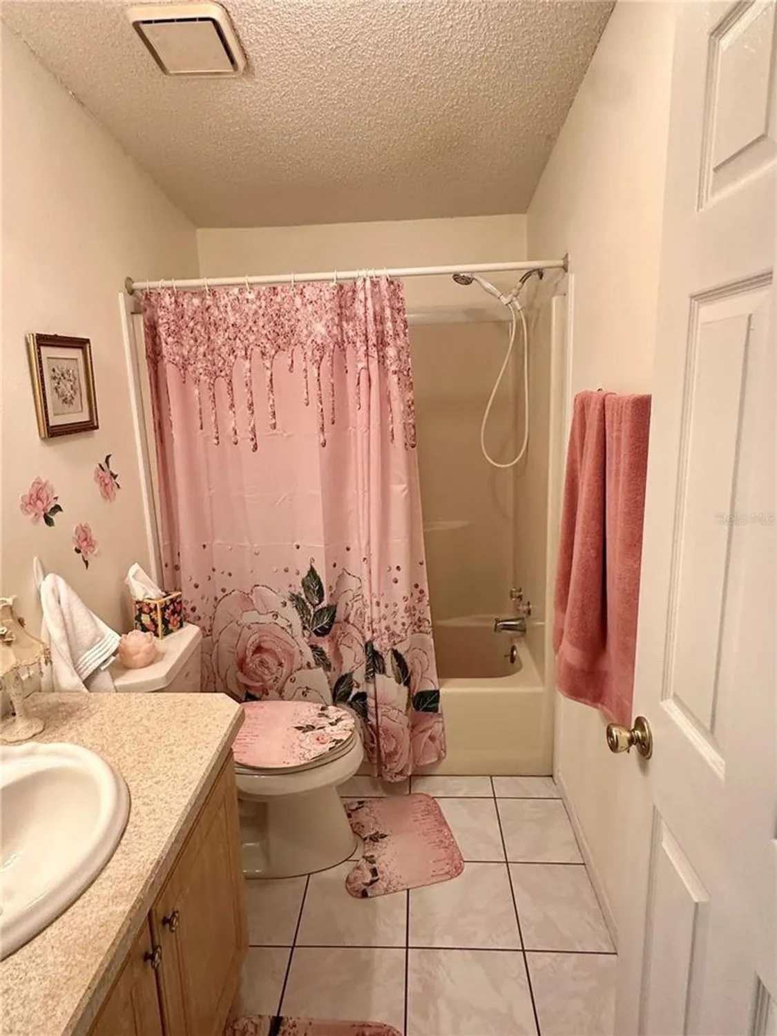 Property Slideshow image 29 of 37 | 1701 palm aire dr, The Villages, FL, 32159