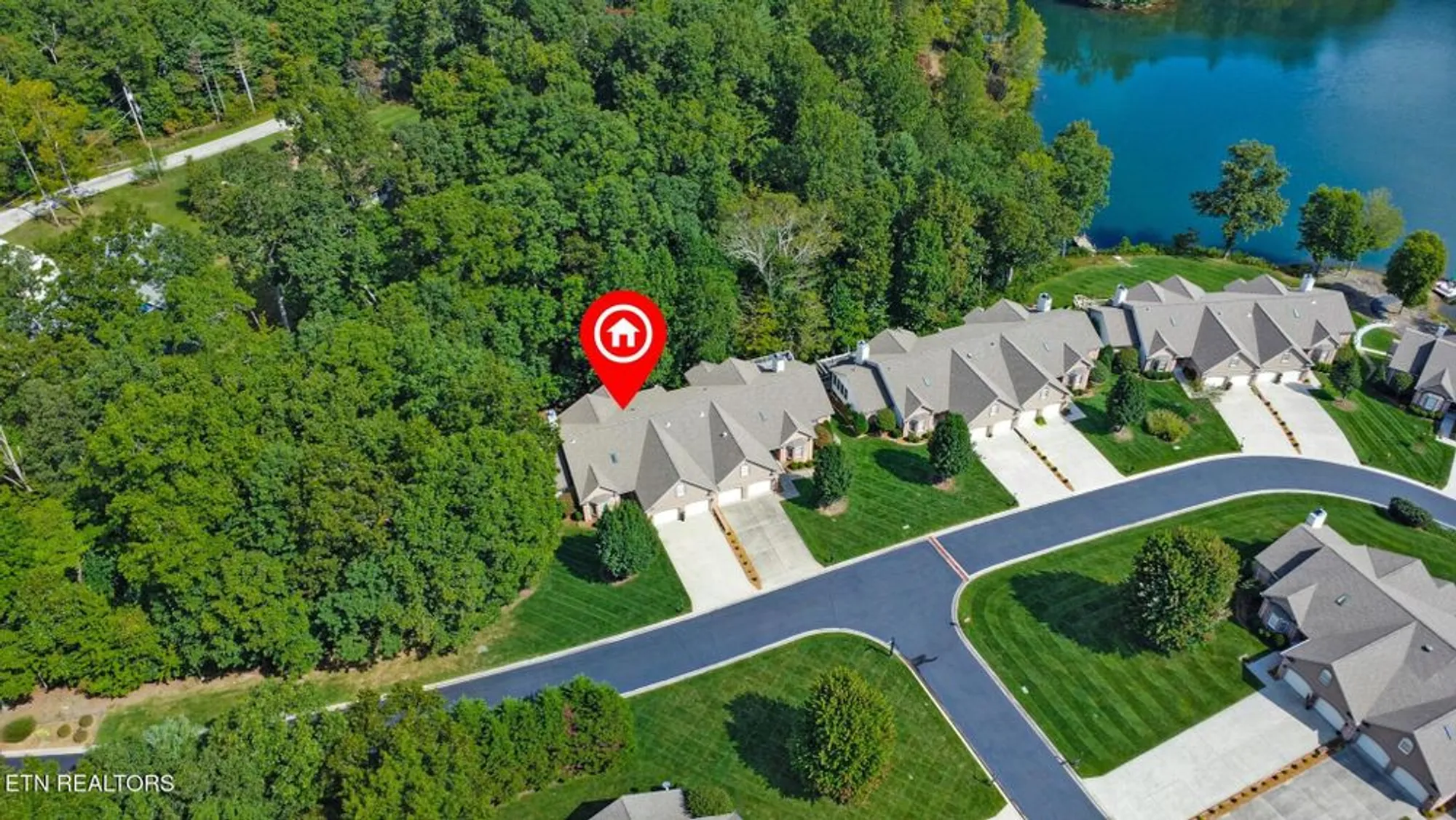 Property Slideshow image 43 of 52 | 123 lafayette pt apt 1, Crossville, TN, 38558