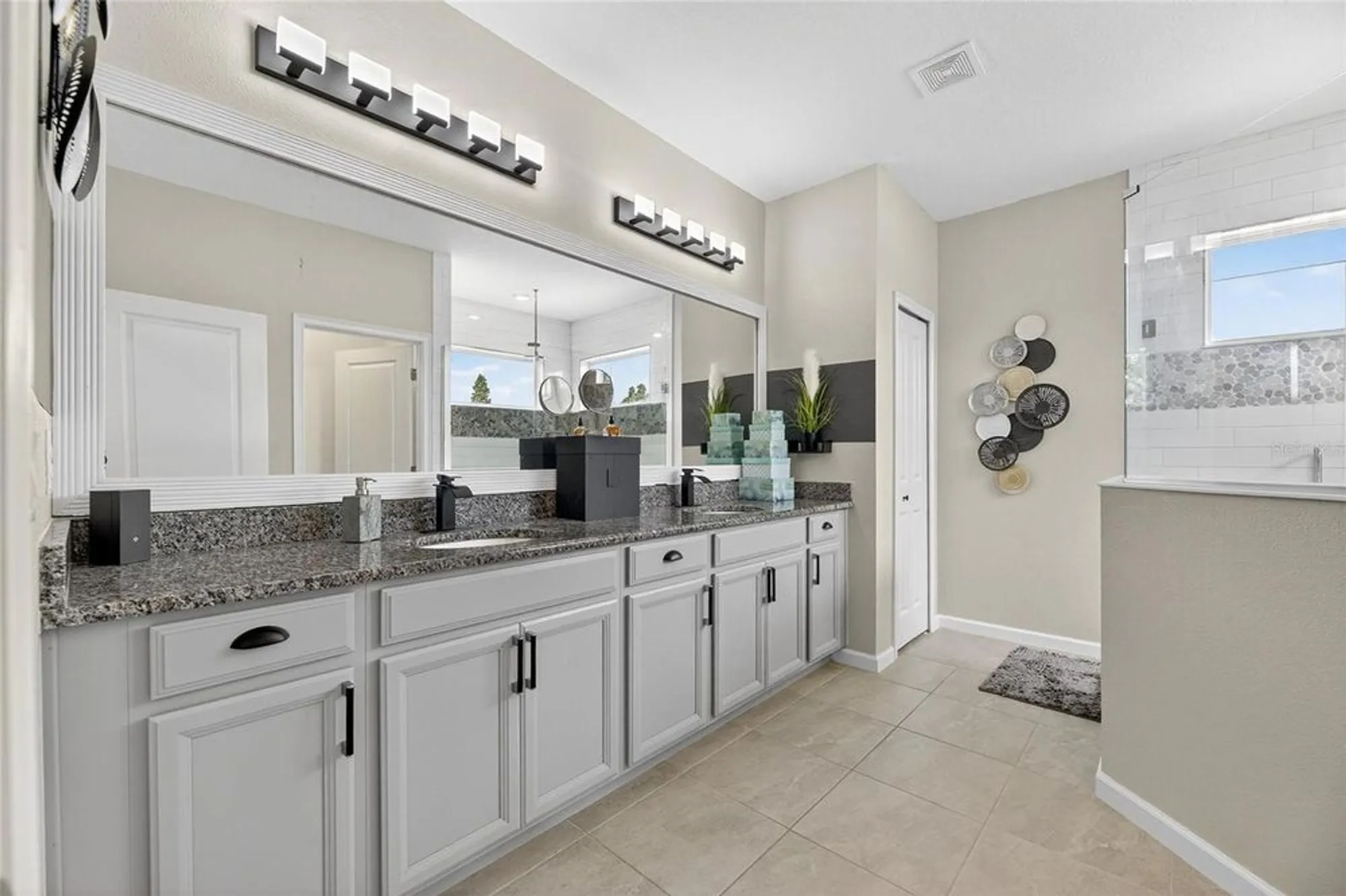 Property Slideshow image 16 of 94 | 325 shore crab way, Apollo Beach, FL, 33572