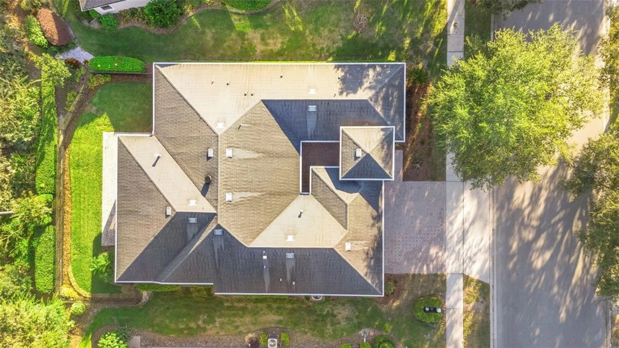 Property Slideshow image 45 of 47 | 1128 heron point way, Deland, FL, 32724