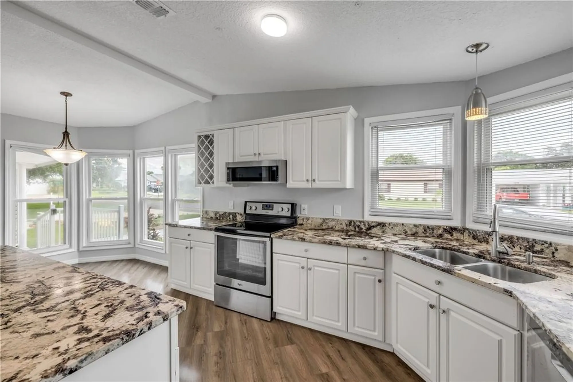 Property Slideshow image 12 of 43 | 1228 maria ct, The Villages, FL, 32159