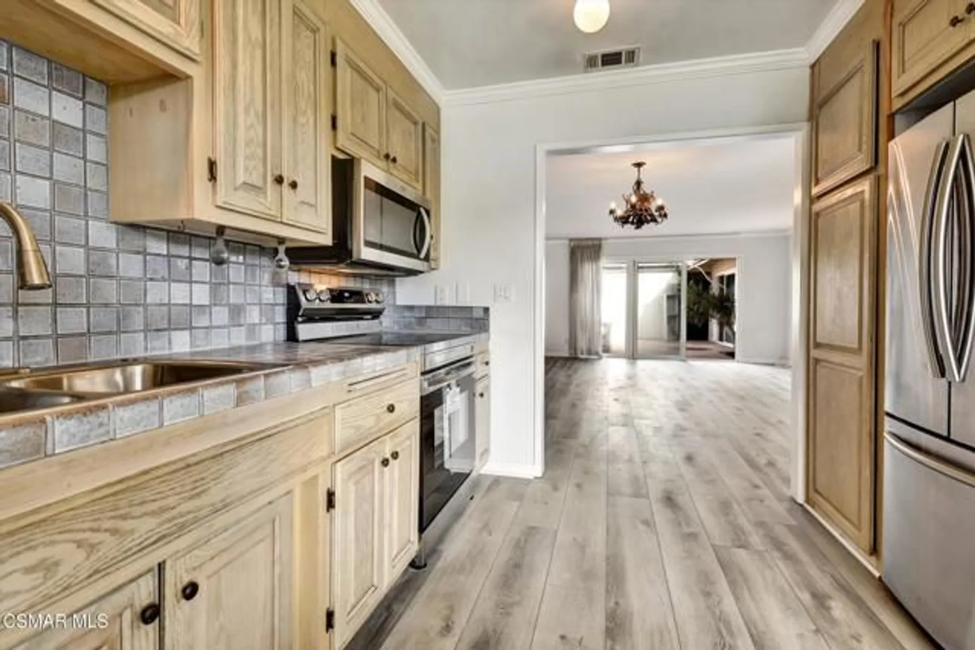 Property Slideshow image 14 of 58 | 161 w bay blvd, Port Hueneme, CA, 93041