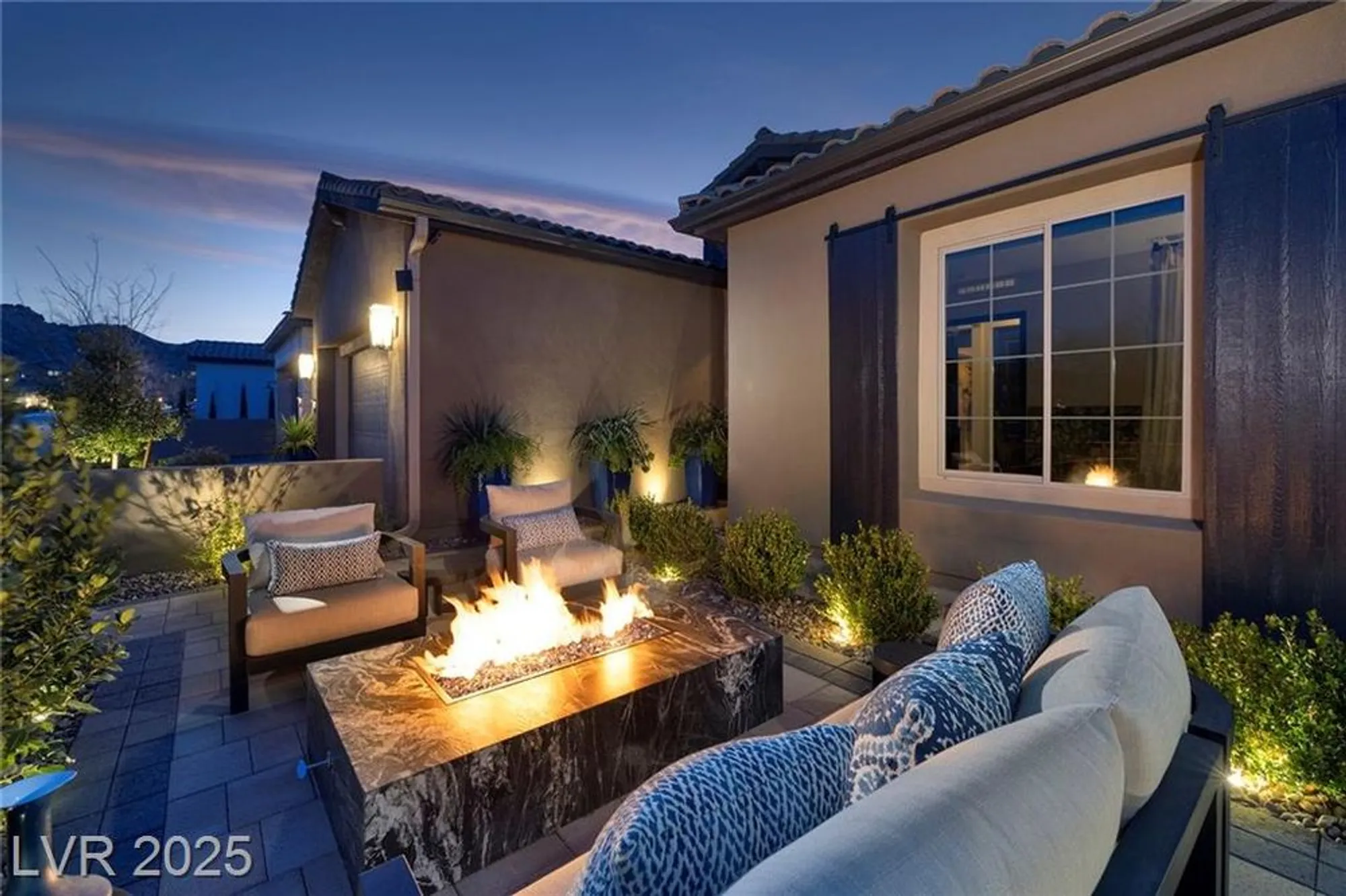 Property Slideshow image 3 of 52 | 33 desert juniper ln, Henderson, NV, 89011