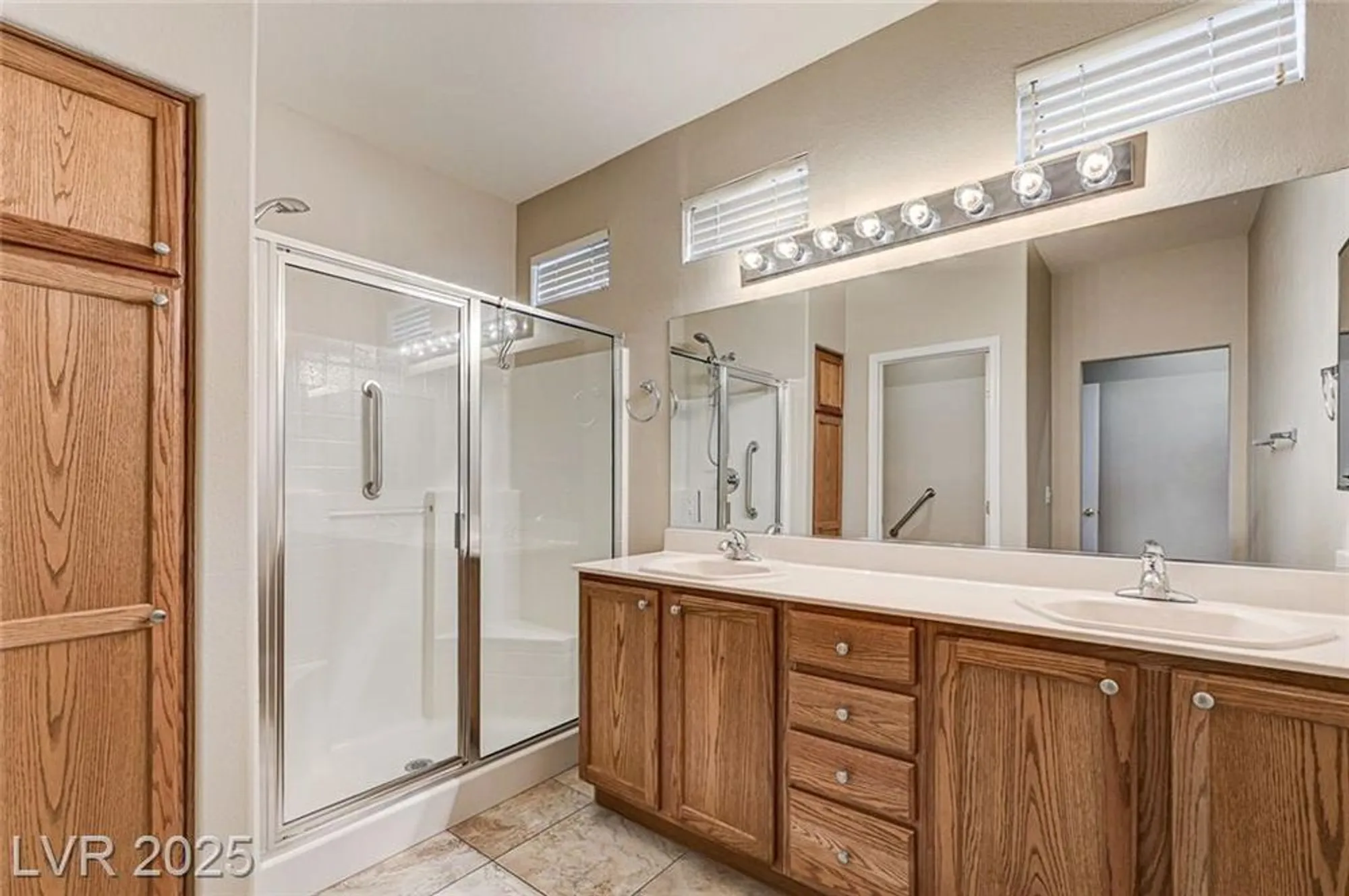 Property Slideshow image 26 of 65 | 10532 riva grande ct, Las Vegas, NV, 89135