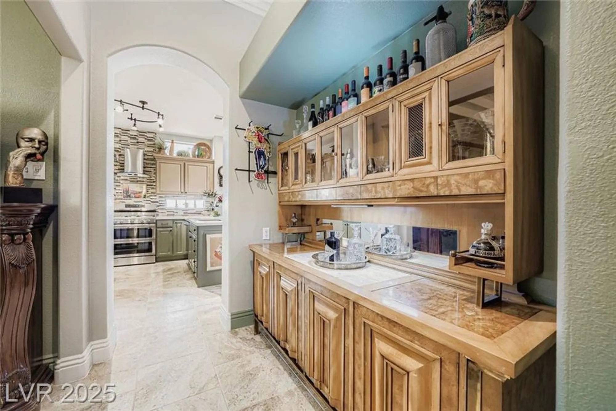 Property Slideshow image 15 of 28 | 9100 garden view dr, Las Vegas, NV, 89134
