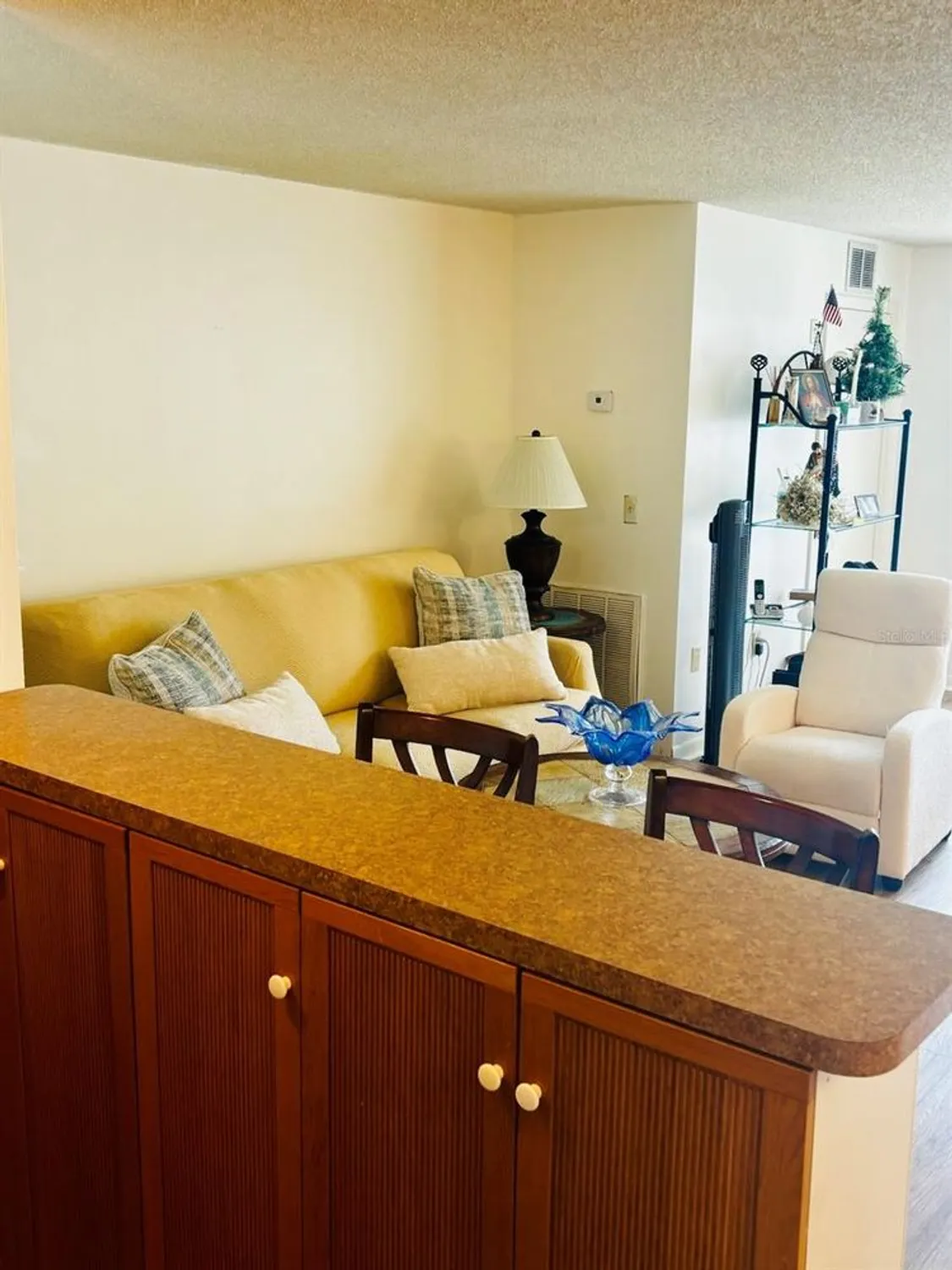 Property Slideshow image 6 of 73 | 5623 80th st n unit 406, Saint Petersburg, FL, 33709