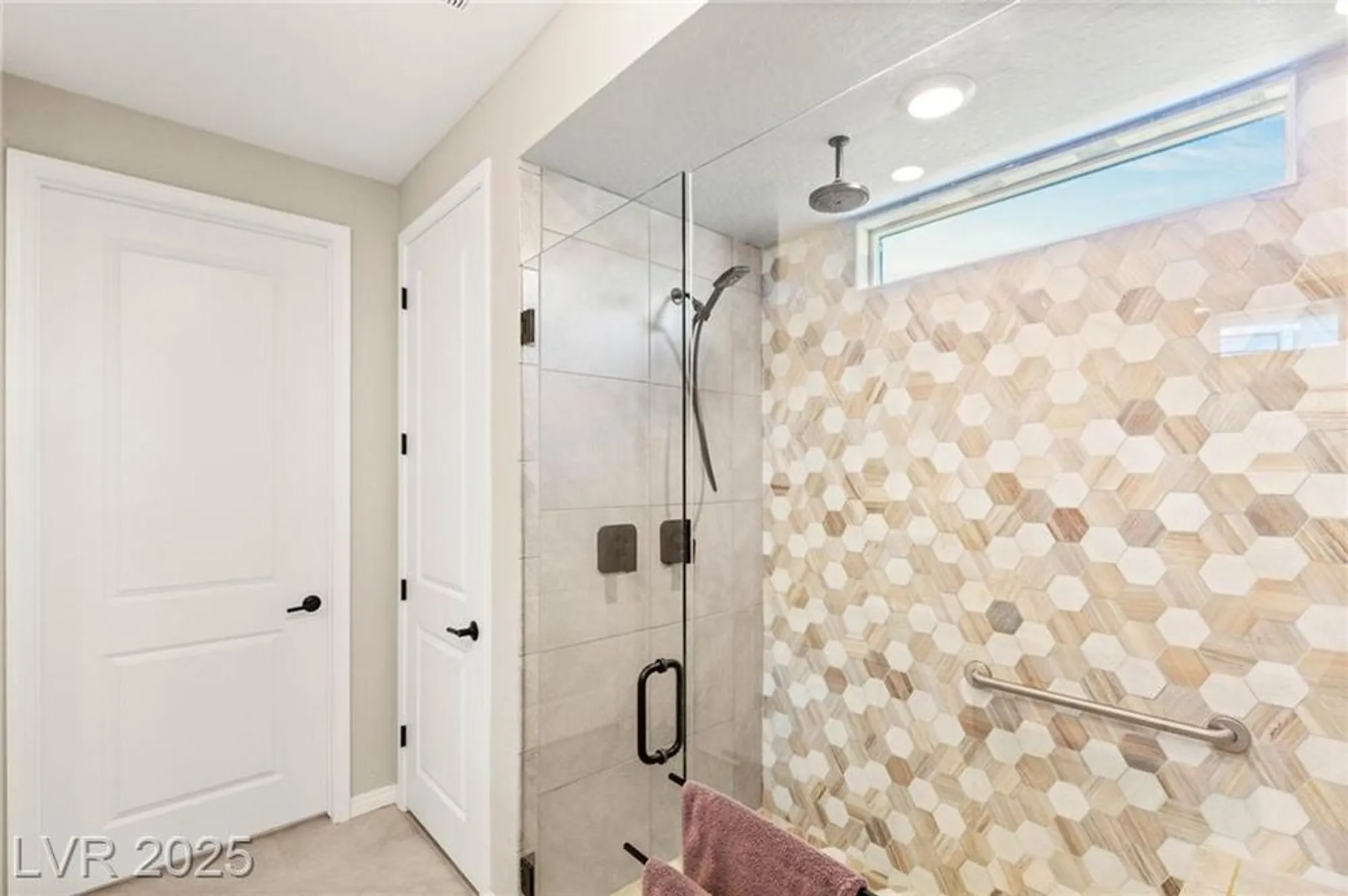 Property Slideshow image 18 of 38 | 14 summer agave ave, Henderson, NV, 89011