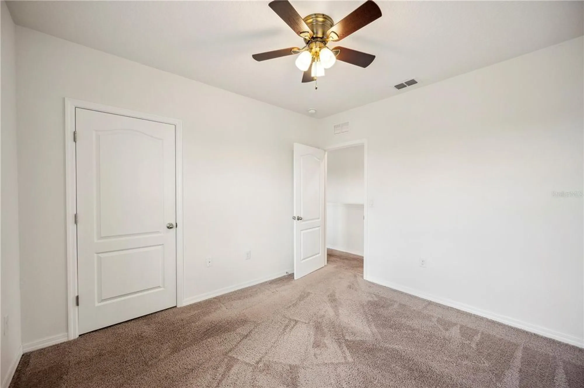 Property Slideshow image 30 of 49 | 2062 blue highlands dr, Lakeland, FL, 33811