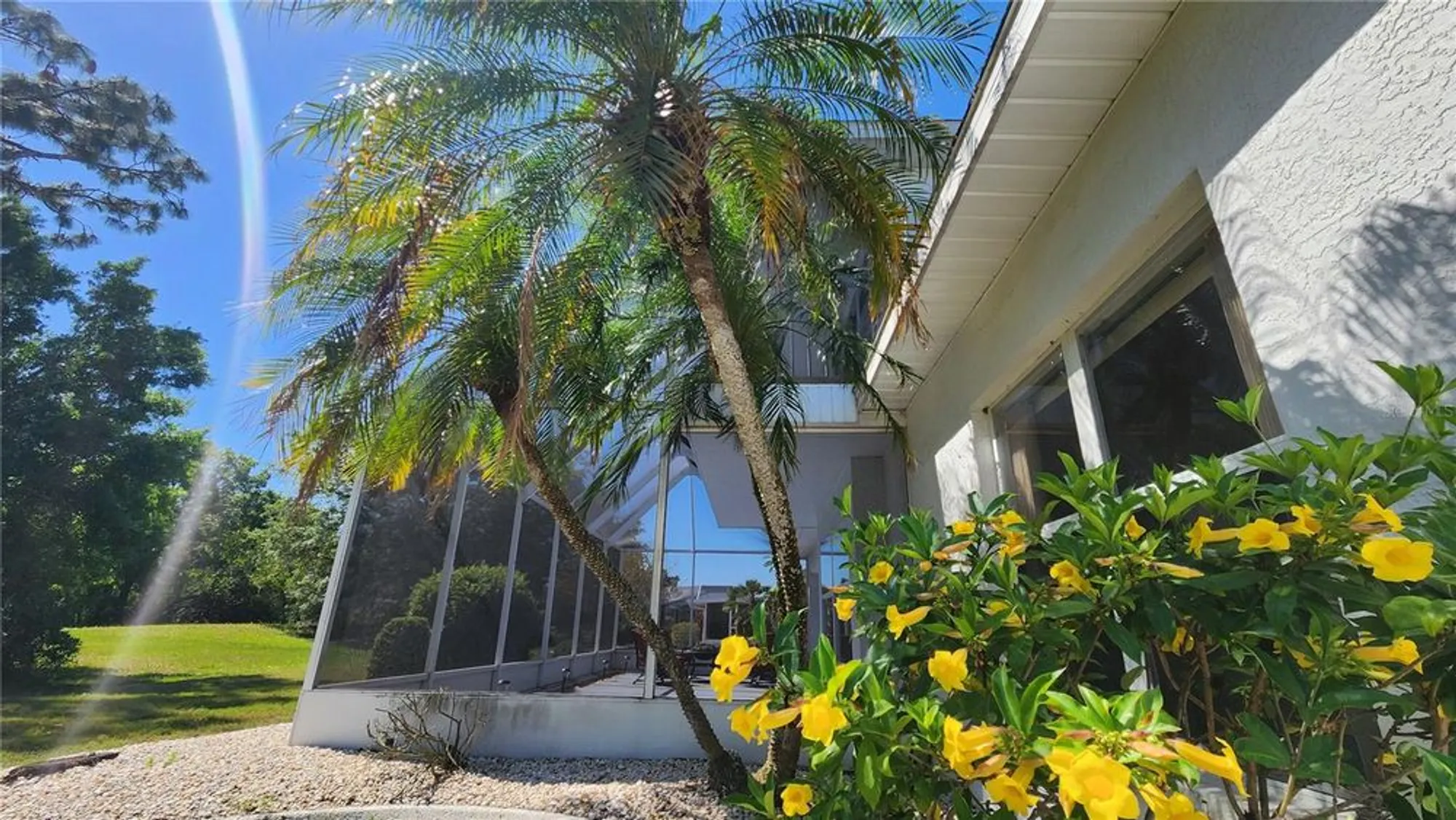 Property Slideshow image 42 of 60 | 2113 e del webb blvd, Sun City Center, FL, 33573