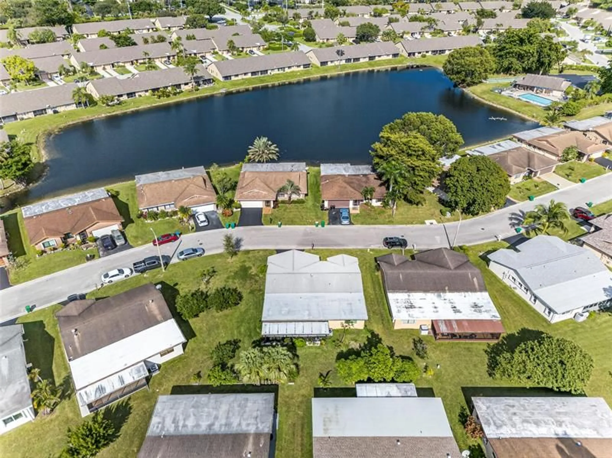 Property Slideshow image 49 of 50 | 9812 nw 75th ct, Tamarac, FL, 33321