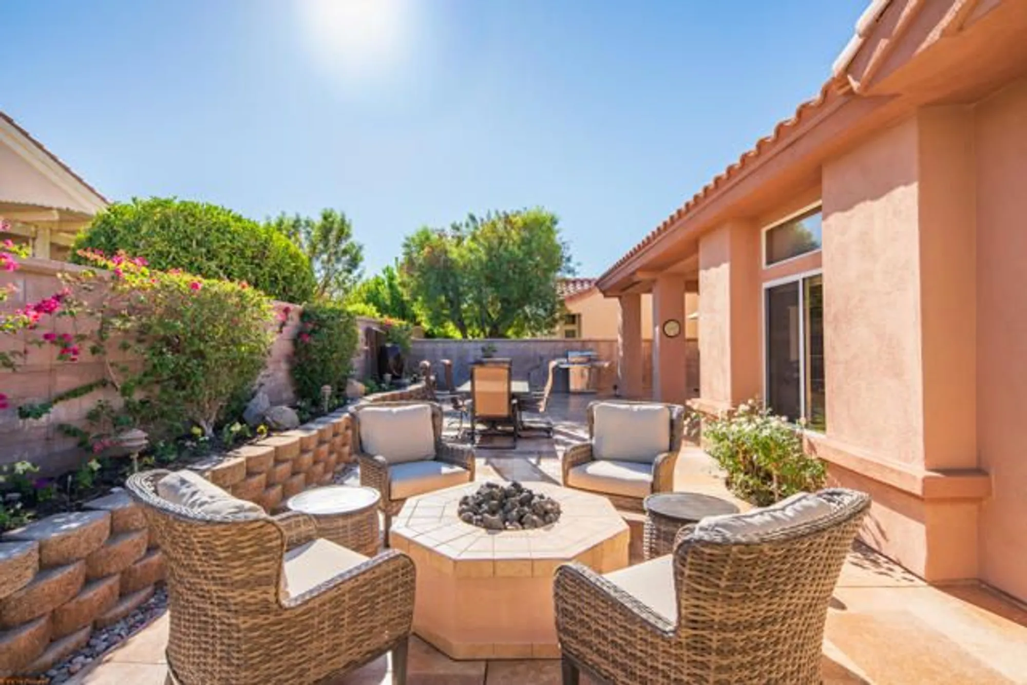 Property Slideshow image 33 of 48 | 38608 bent palm dr, Palm Desert, CA, 92211