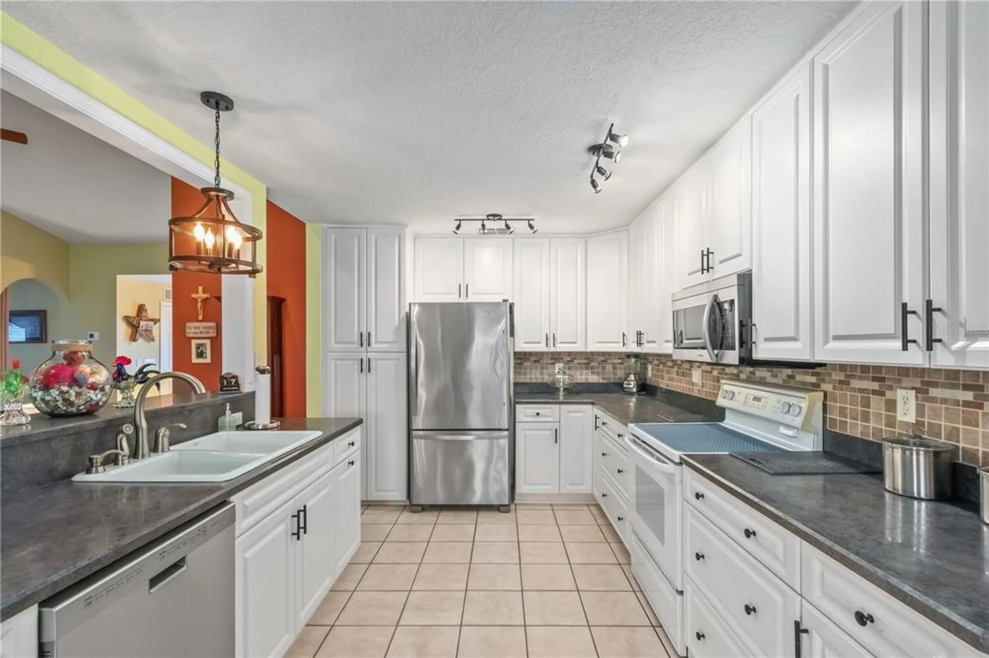 Property Slideshow image 14 of 44 | 11233 sw 73rd cir, Ocala, FL, 34476