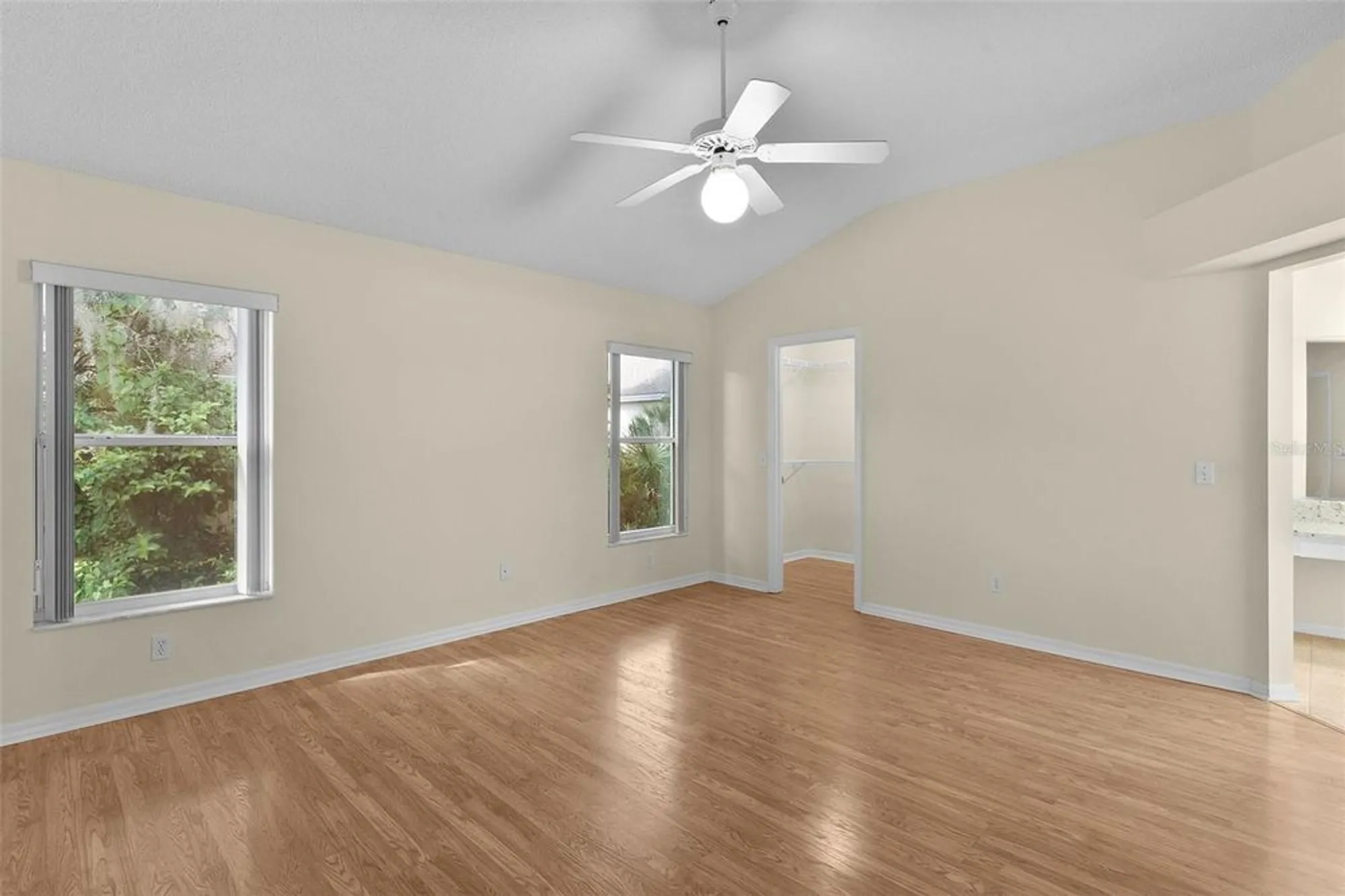 Property Slideshow image 20 of 44 | 912 ventura dr, The Villages, FL, 32159