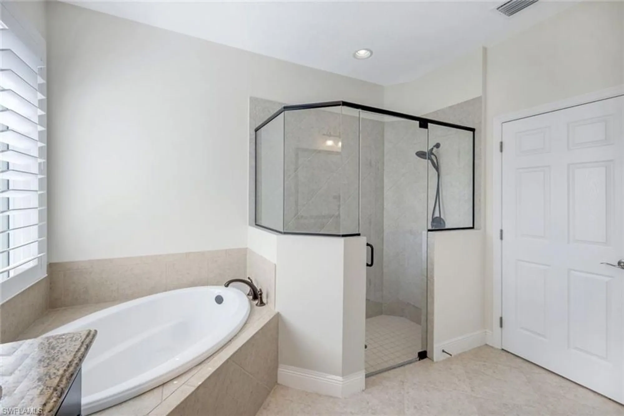 Property Slideshow image 18 of 39 | 9226 astonia way, Estero, FL, 33967