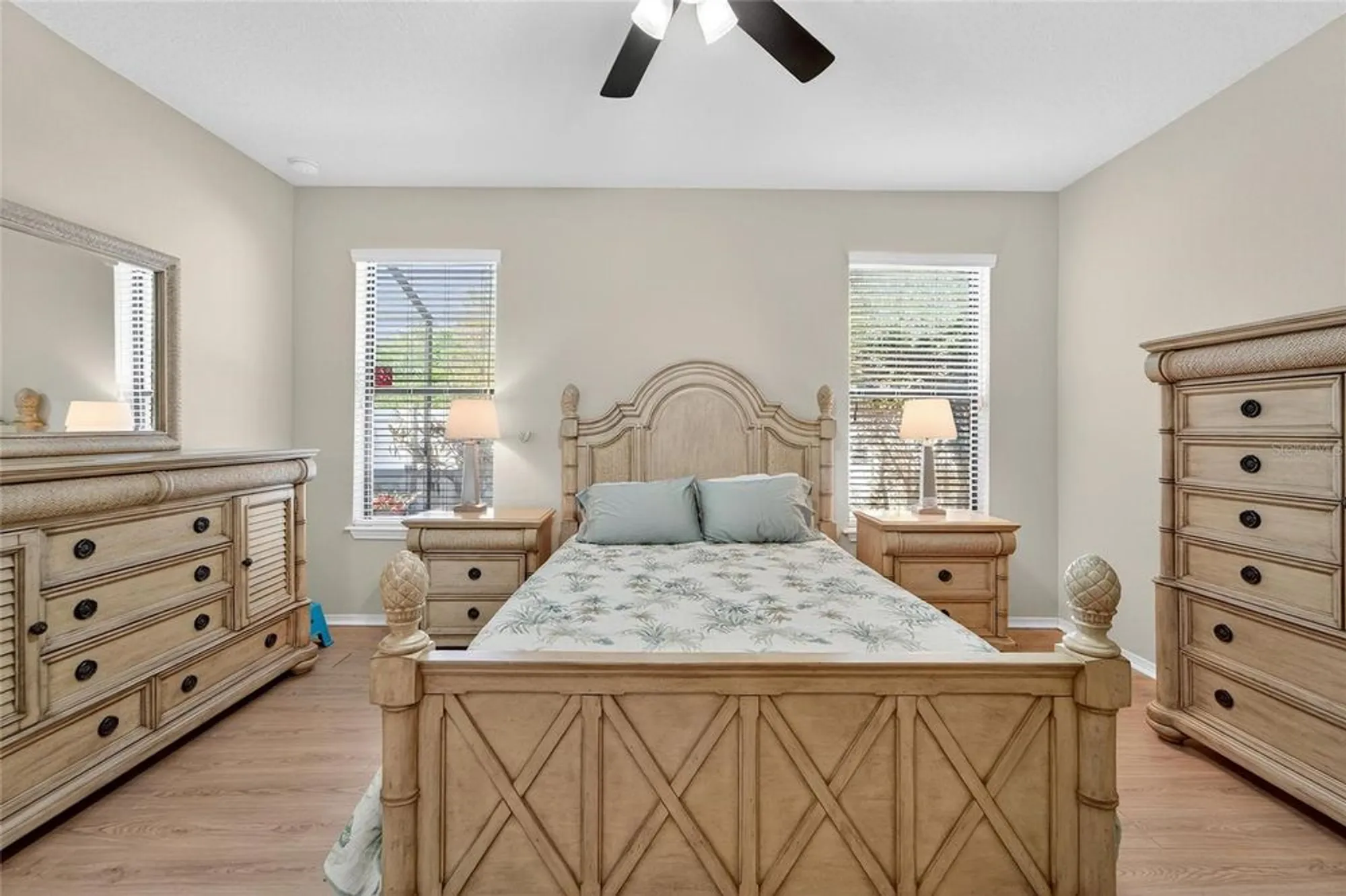 Property Slideshow image 25 of 72 | 420 cedar falls dr, Apollo Beach, FL, 33572