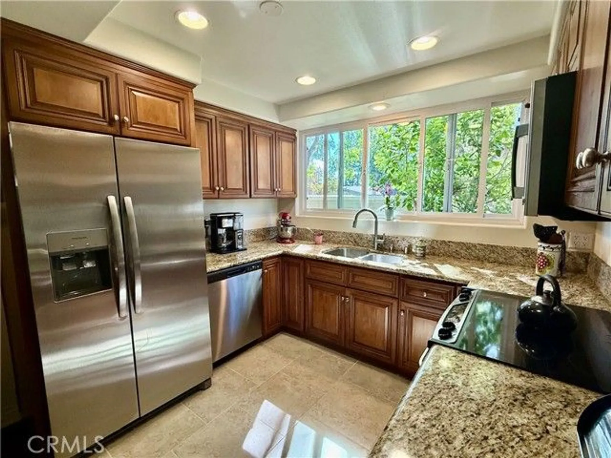 Property Slideshow image 8 of 30 | 199 avenida majorca c, Laguna Woods, CA, 92637