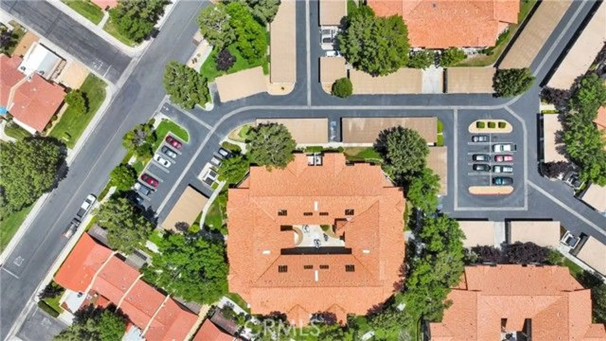 Property Slideshow image 35 of 39 | 19121 palo verde dr, Apple Valley, CA, 92308