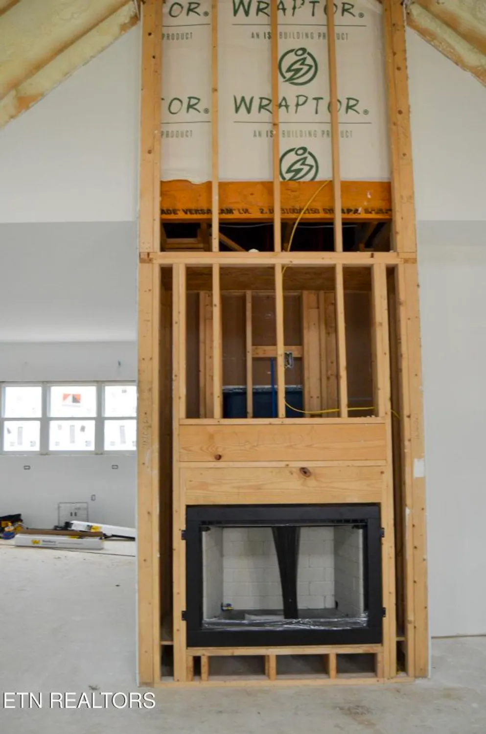 Property Slideshow image 8 of 23 | 124 markham ln, Crossville, TN, 38558