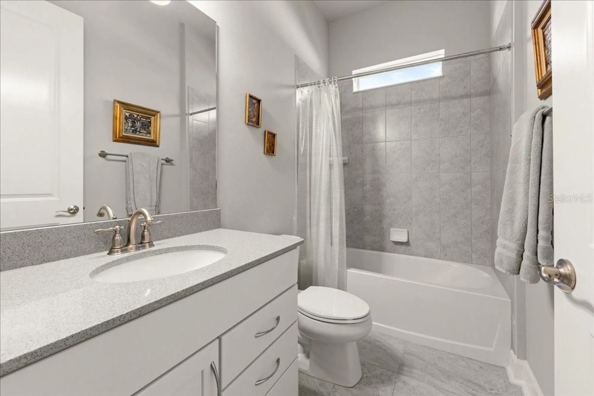 Property Slideshow image 25 of 67 | 827 creekwood dr, Ormond Beach, FL, 32174