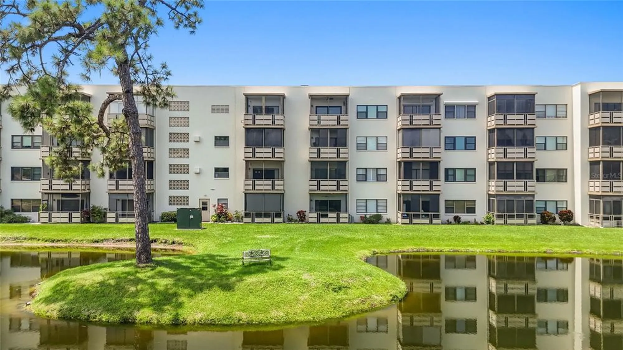 Property Slideshow image 6 of 32 | 6070 80th st n unit 109, St Petersburg, FL, 33709