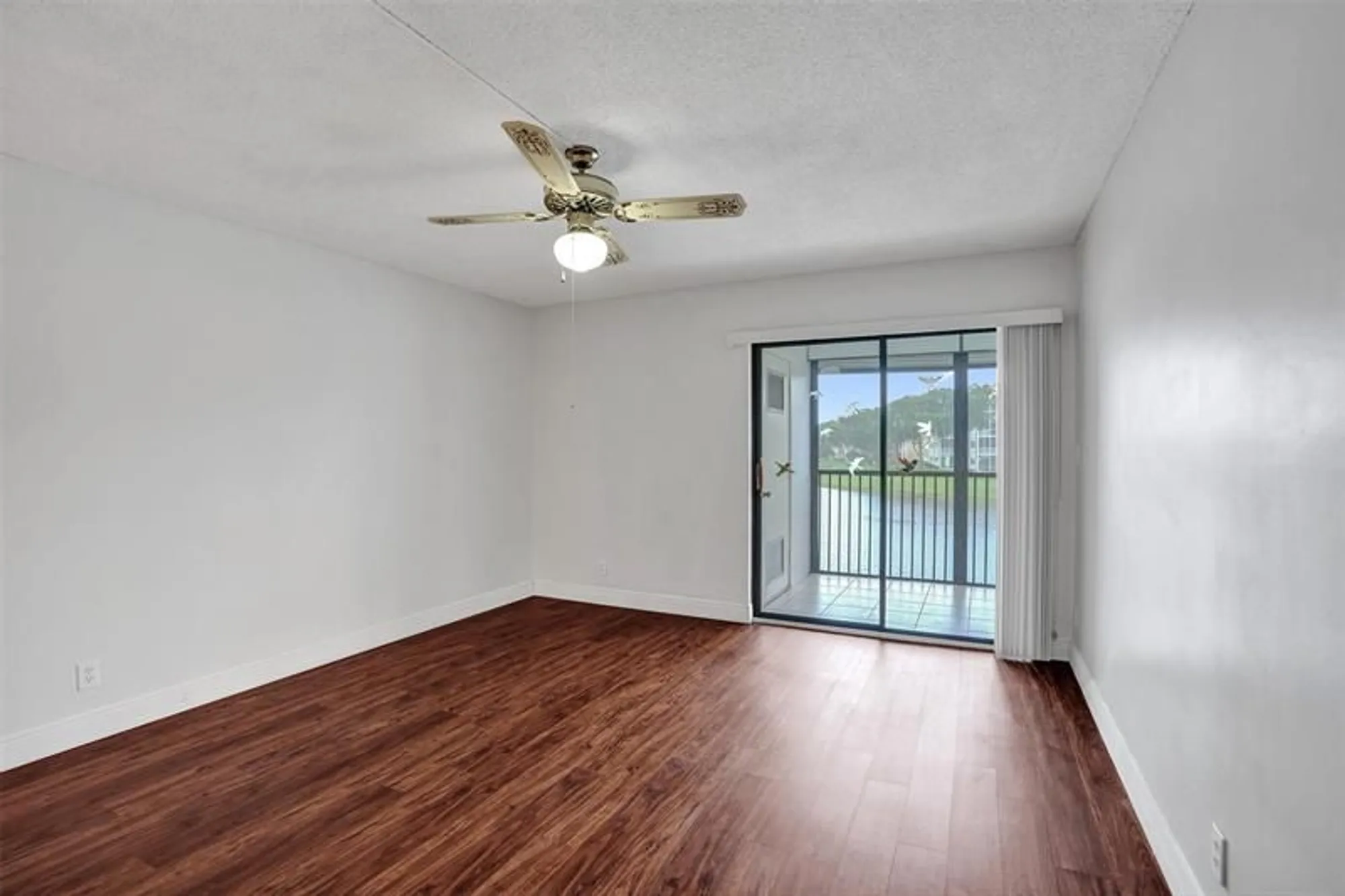 Property Slideshow image 43 of 66 | 7432 ashmont cir 208, Tamarac, FL, 33321