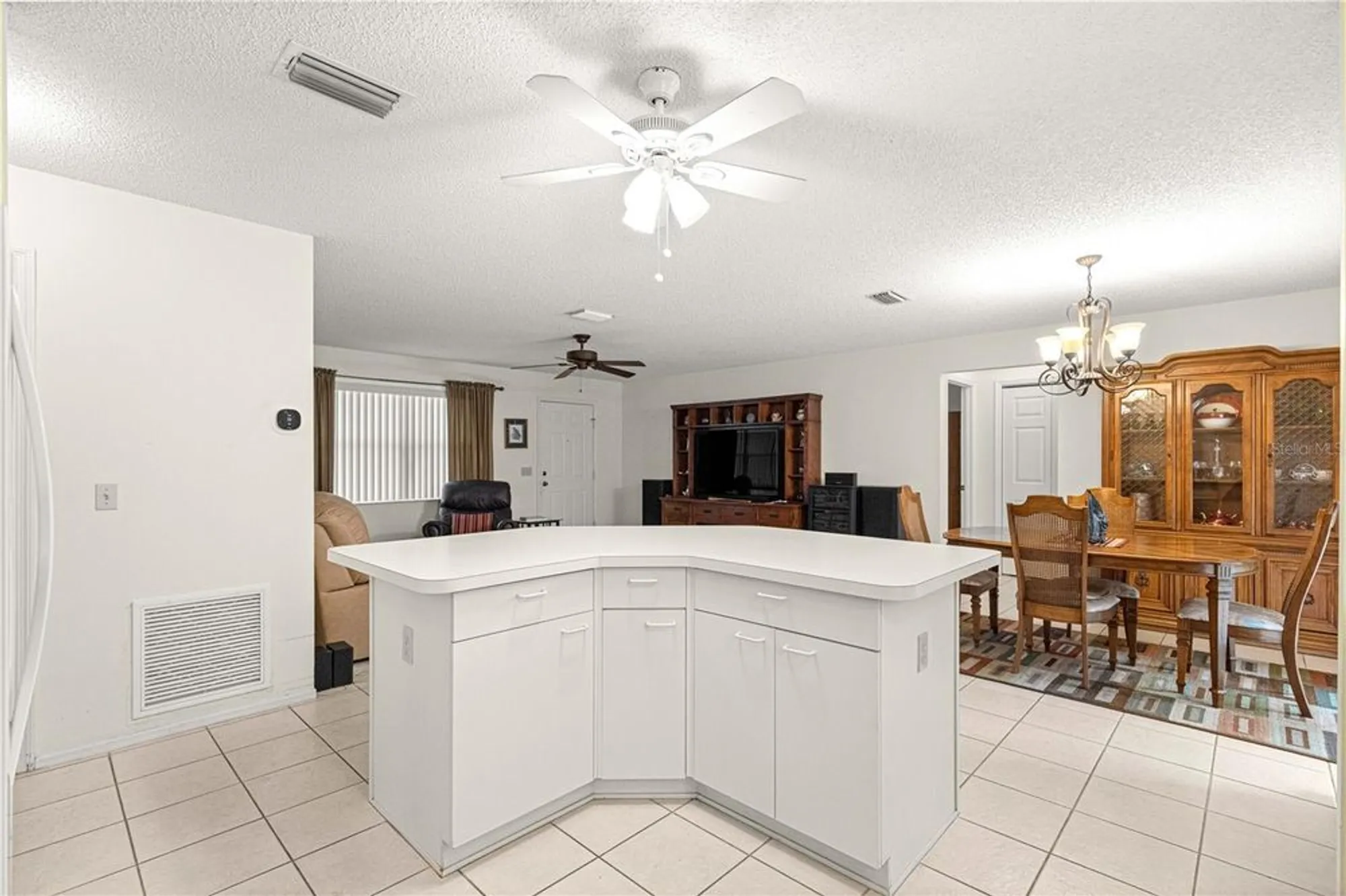 Property Slideshow image 17 of 44 | 334 juarez way, The Villages, FL, 32159