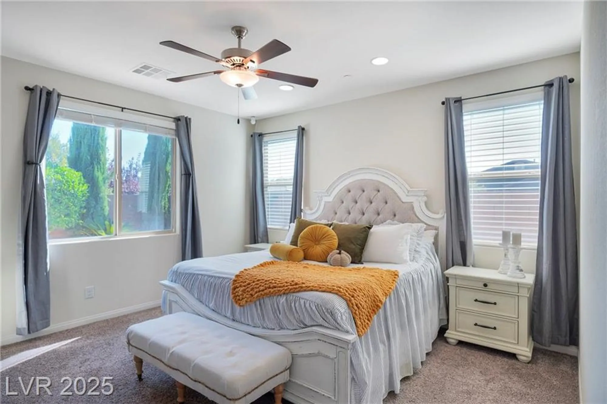 Property Slideshow image 41 of 68 | 1844 wolfcreek falls ct, Henderson, NV, 89044