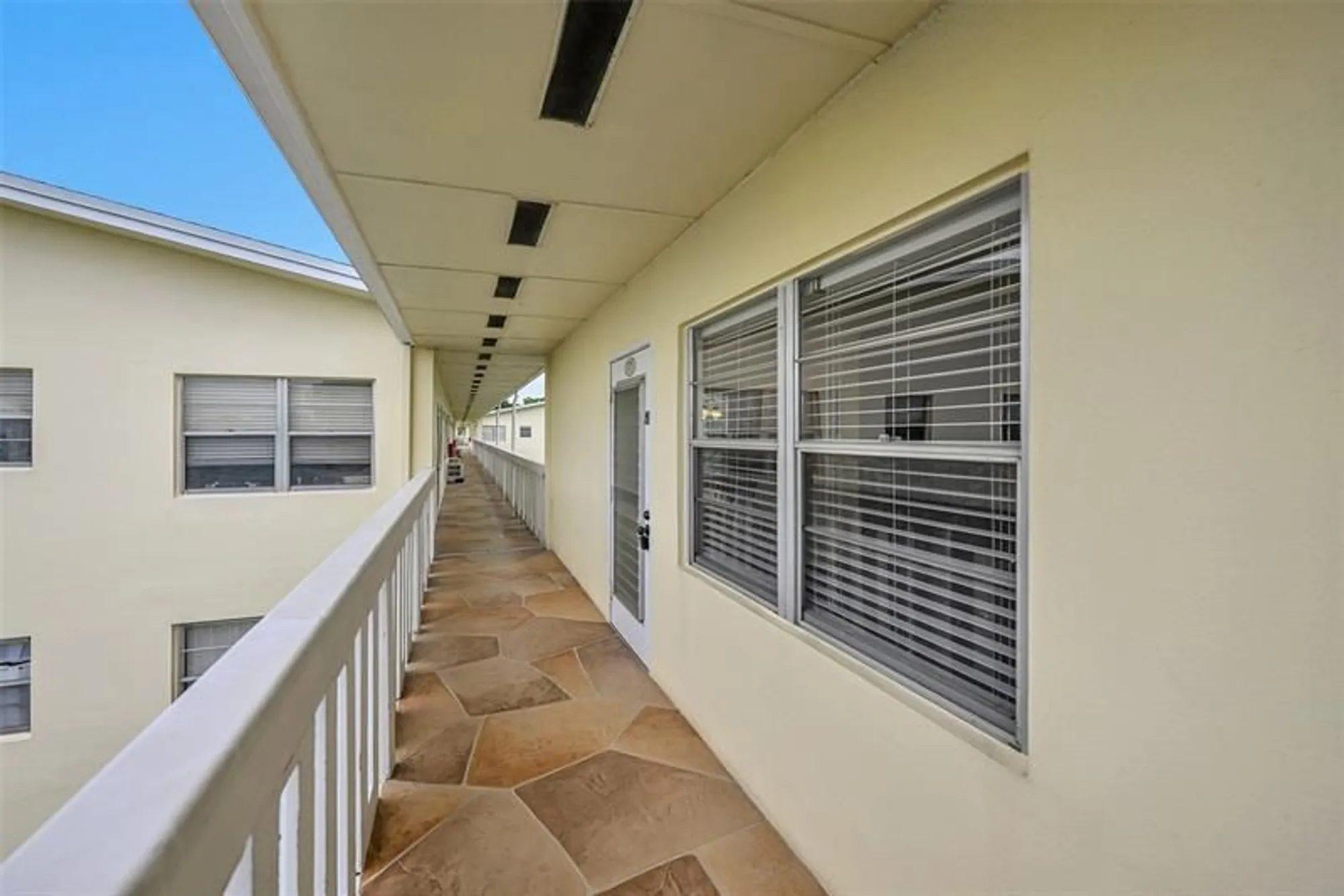 Property Slideshow image 15 of 58 | 375 dorset i # 375, Boca Raton, FL, 33434