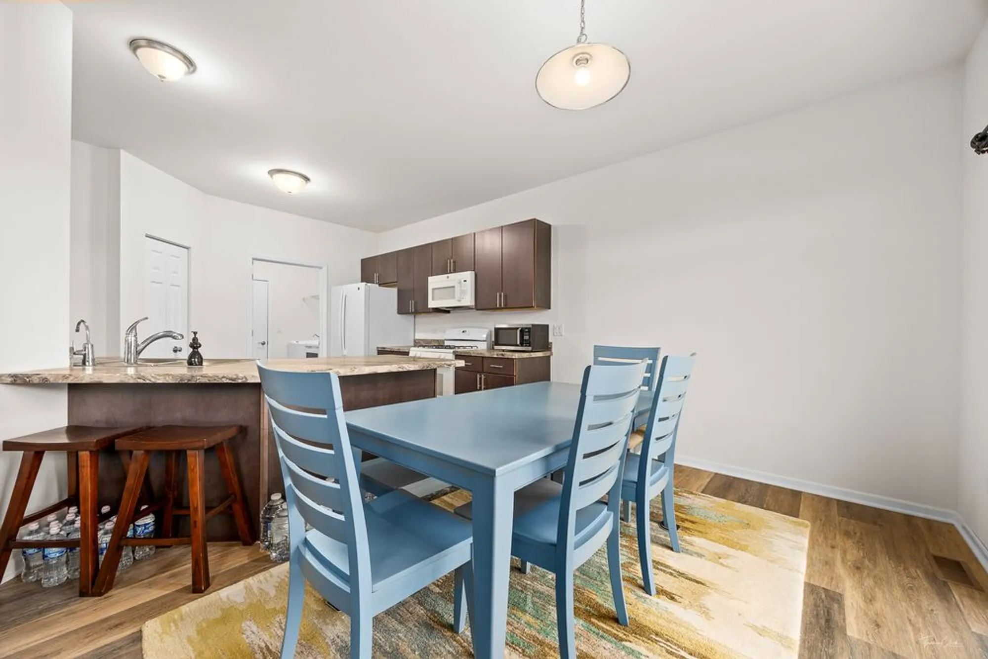 Property Slideshow image 12 of 28 | 17340 lucerne ct, Lockport, IL, 60441