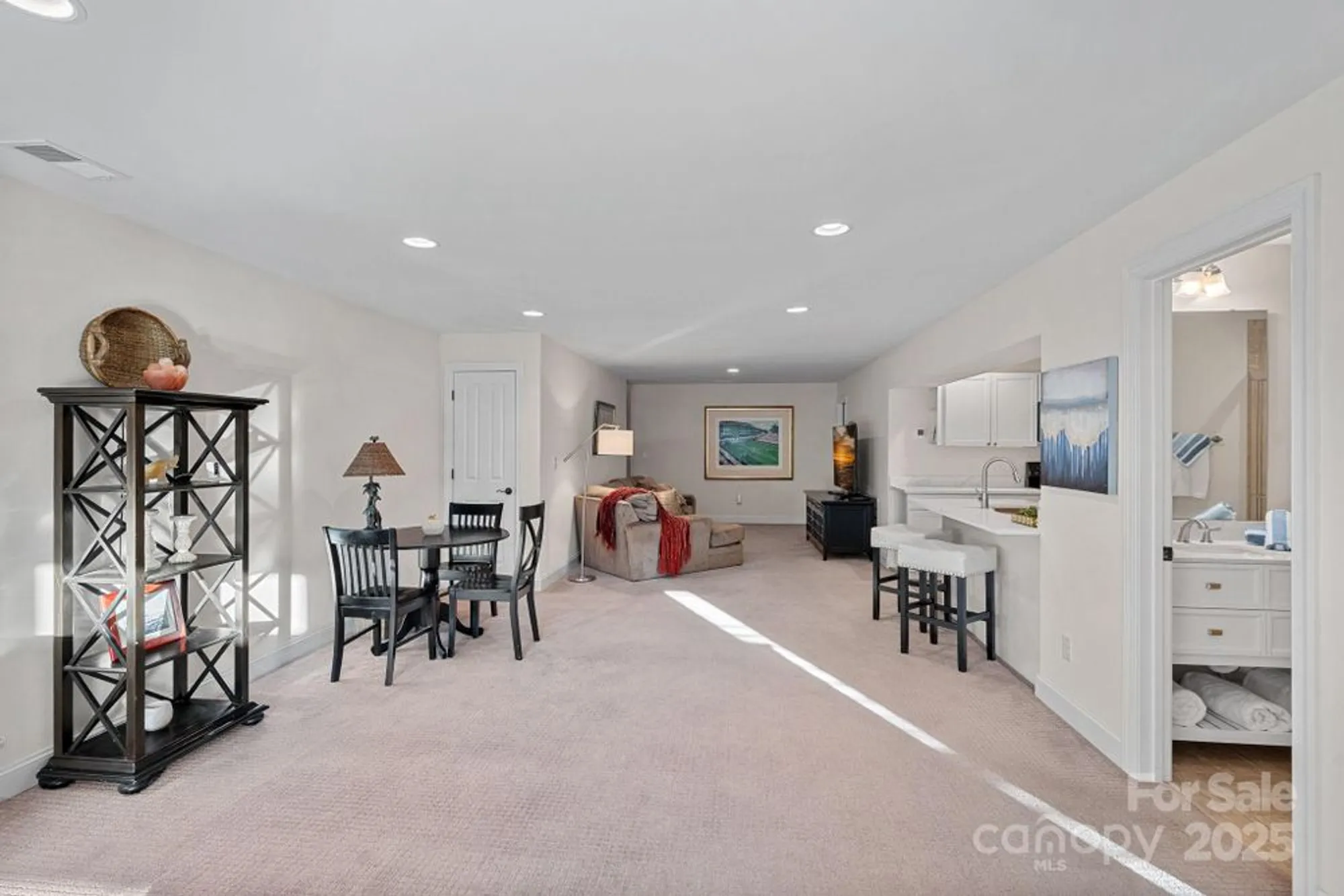 Property Slideshow image 21 of 35 | 8032 parknoll dr, Huntersville, NC, 28078