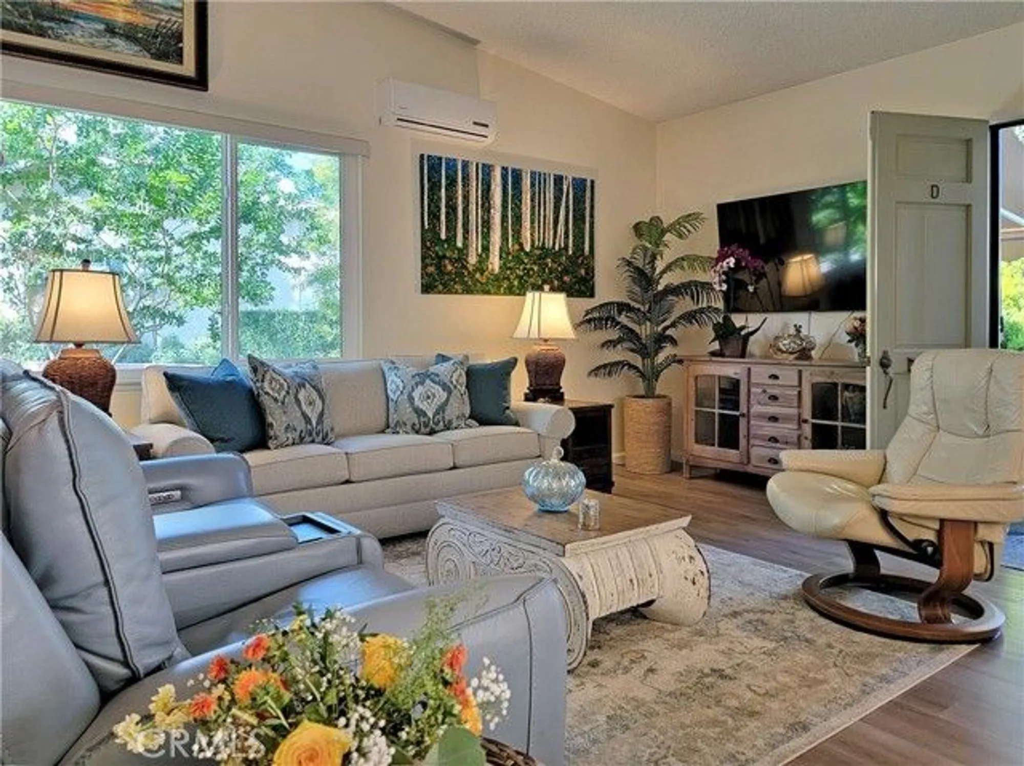 Property Slideshow image 7 of 33 | 191 avenida majorca d, Laguna Woods, CA, 92637