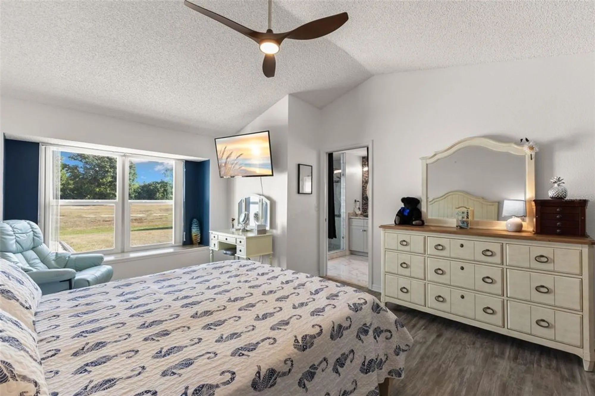 Property Slideshow image 27 of 51 | 1911 e del webb blvd, Sun City Center, FL, 33573