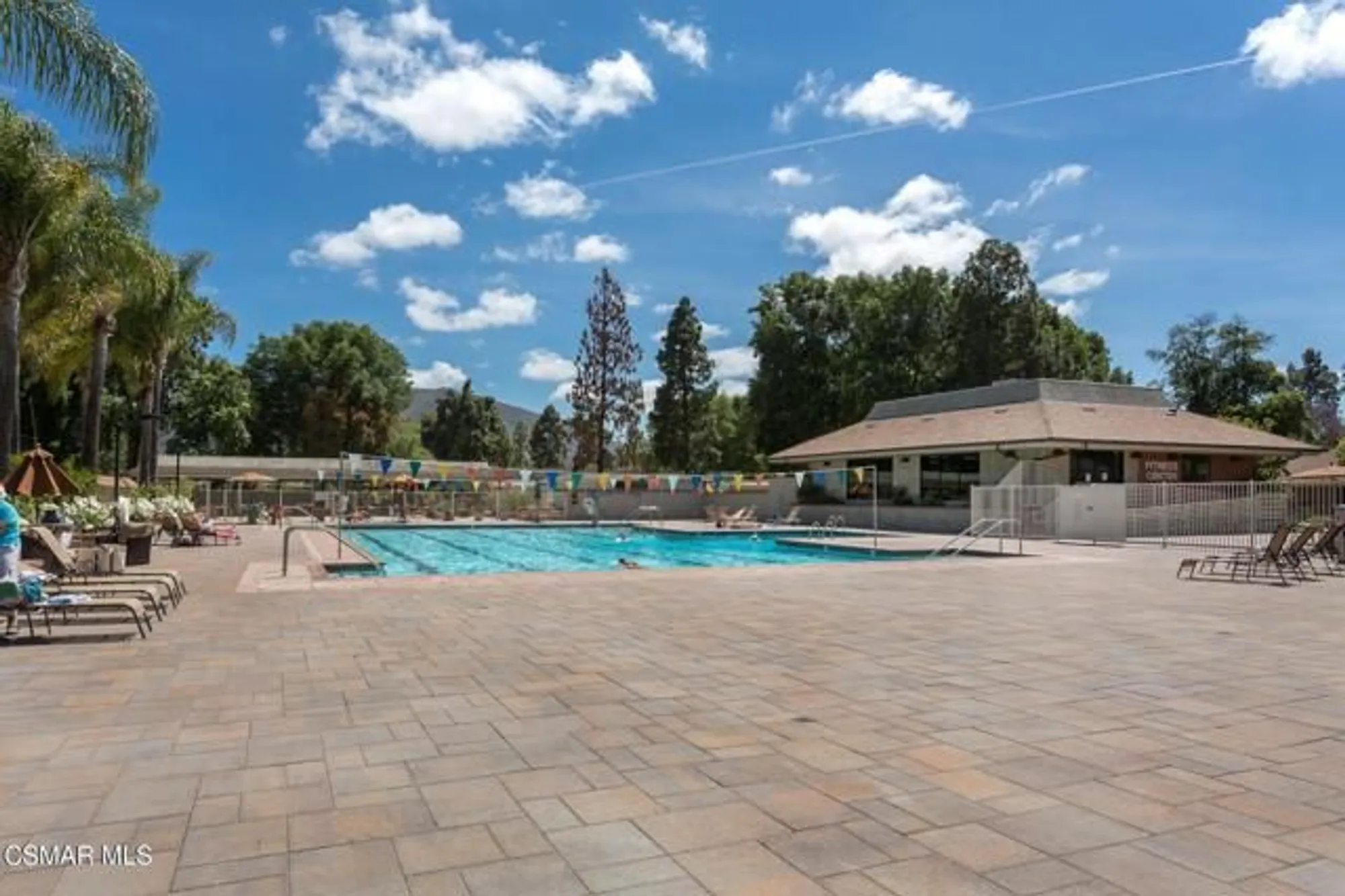 Property Slideshow image 26 of 32 | 23220 village 23, Camarillo, CA, 93012