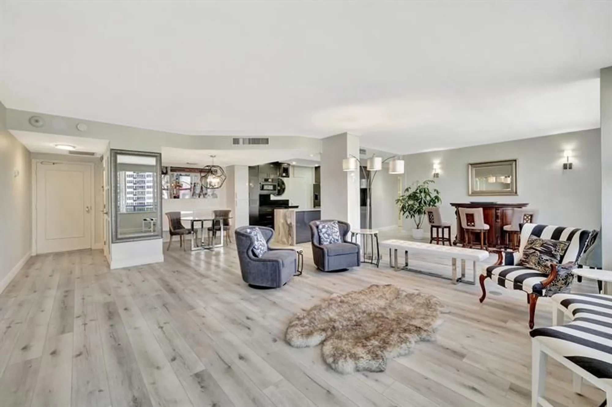 Property Slideshow image 6 of 50 | 3333 ne 34th st 608, Fort Lauderdale, FL, 33308