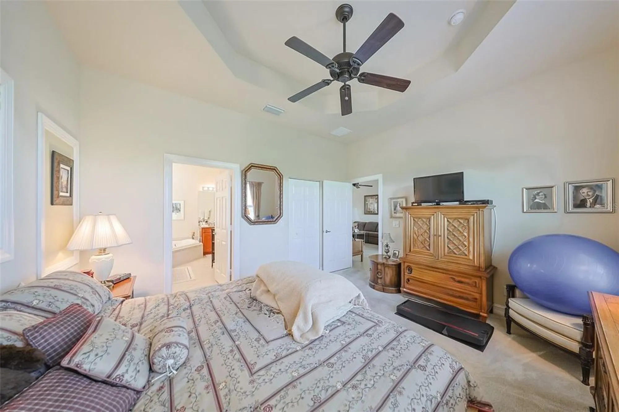 Property Slideshow image 24 of 67 | 15948 cobble mill dr, Wimauma, FL, 33598