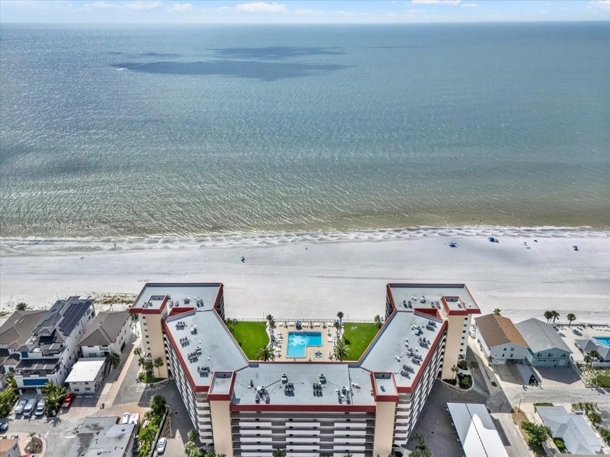 Property Slideshow image 3 of 40 | 18304 gulf blvd 219, Redington Shores, FL, 33708