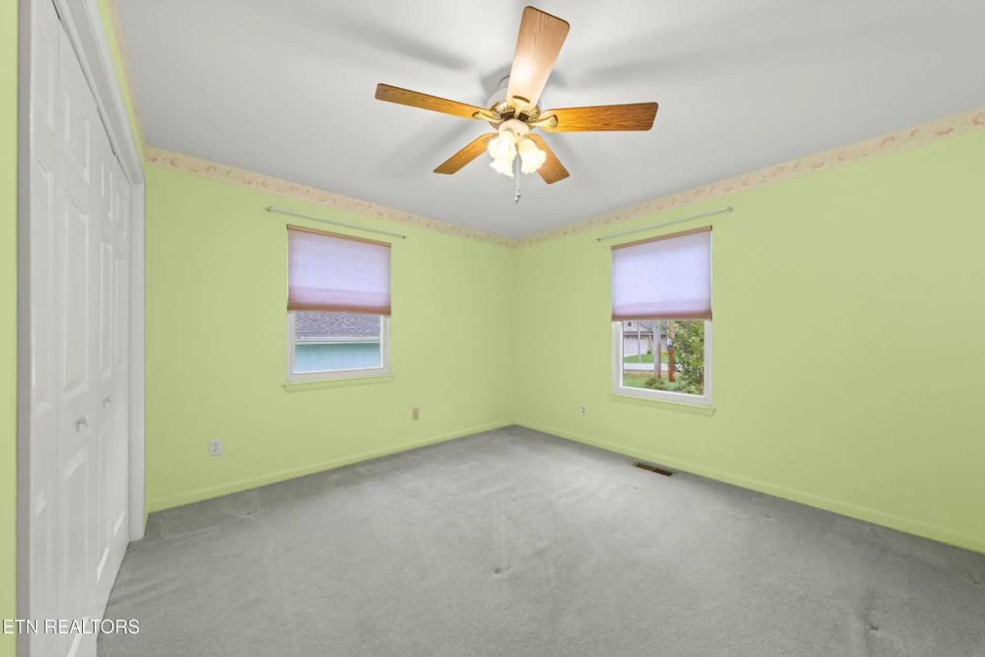 Property Slideshow image 14 of 29 | 238 lakeview dr, Crossville, TN, 38558