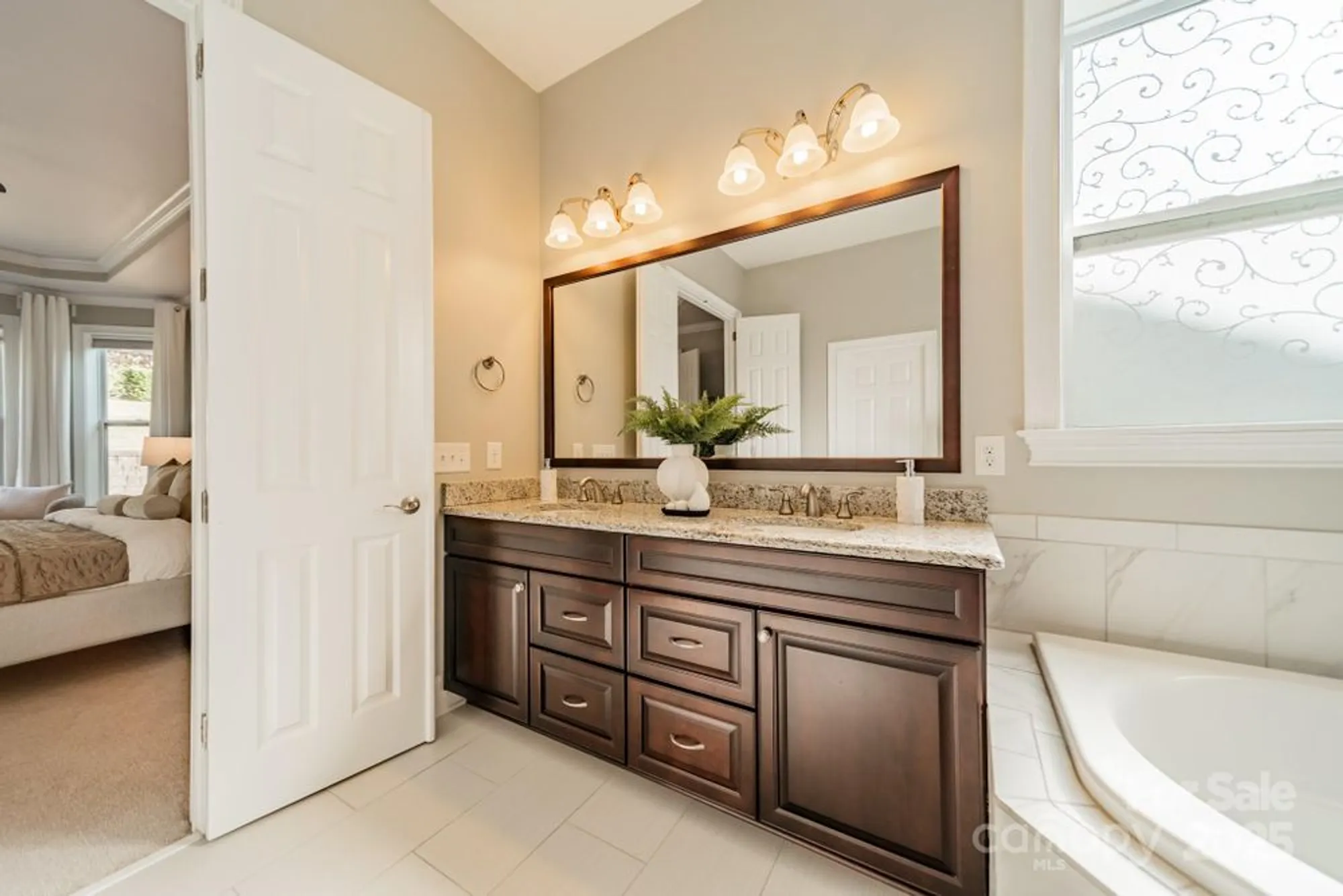Property Slideshow image 19 of 44 | 15016 high bluff ct, Charlotte, NC, 28278