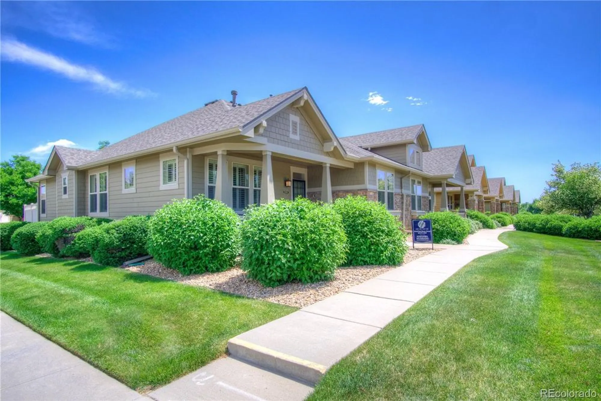 Property Slideshow image 3 of 49 | 8594 w quarto ave, Littleton, CO, 80128