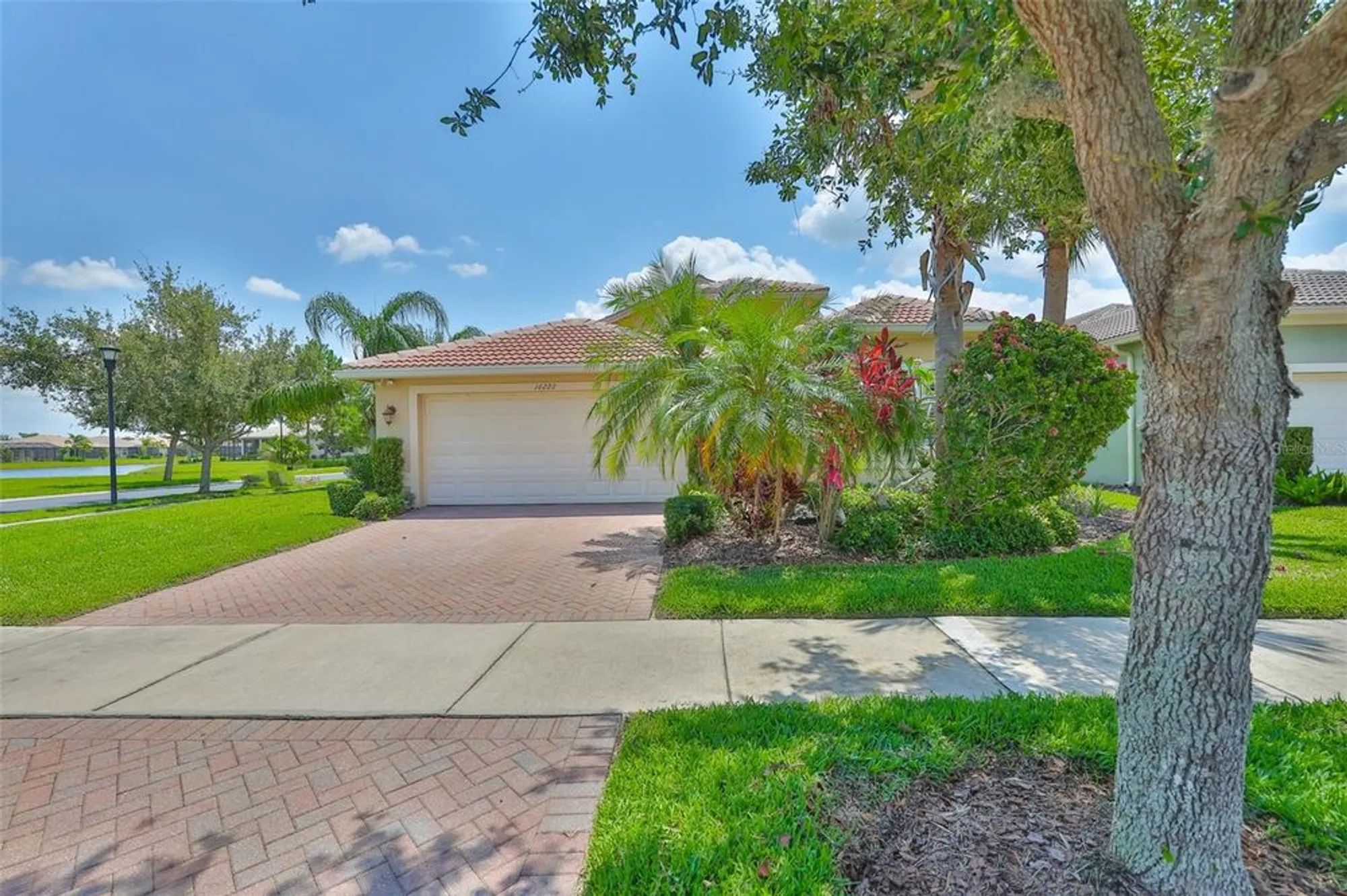 Property Slideshow image 6 of 75 | 16227 cape coral dr, Wimauma, FL, 33598
